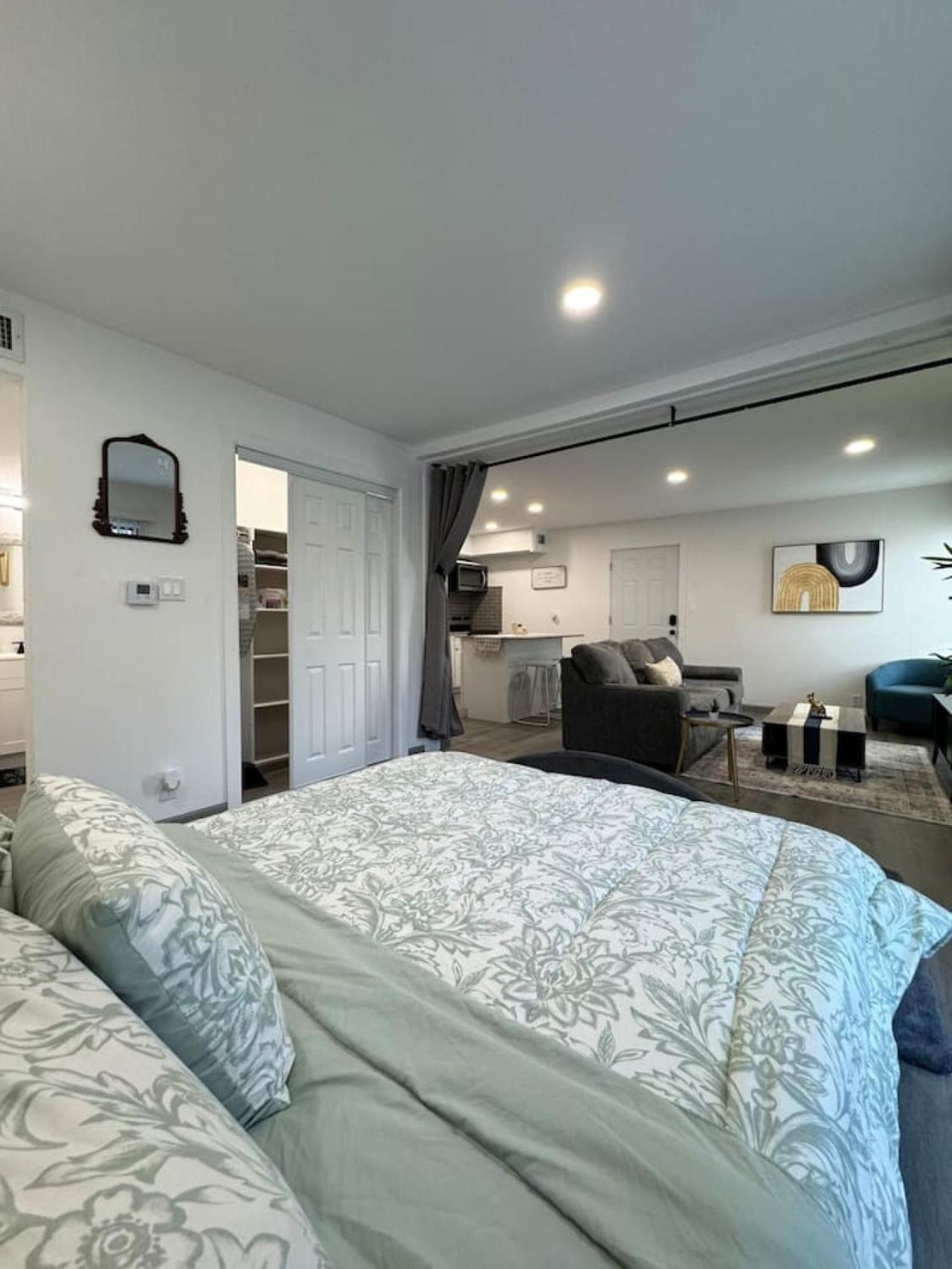 Downtown Cozy Abode 5 Min From Field 1bd Apartment Dallas