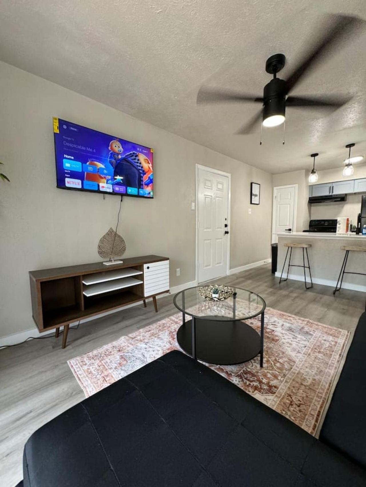 Apartment Dt Luxe Staycation 1bd1ba