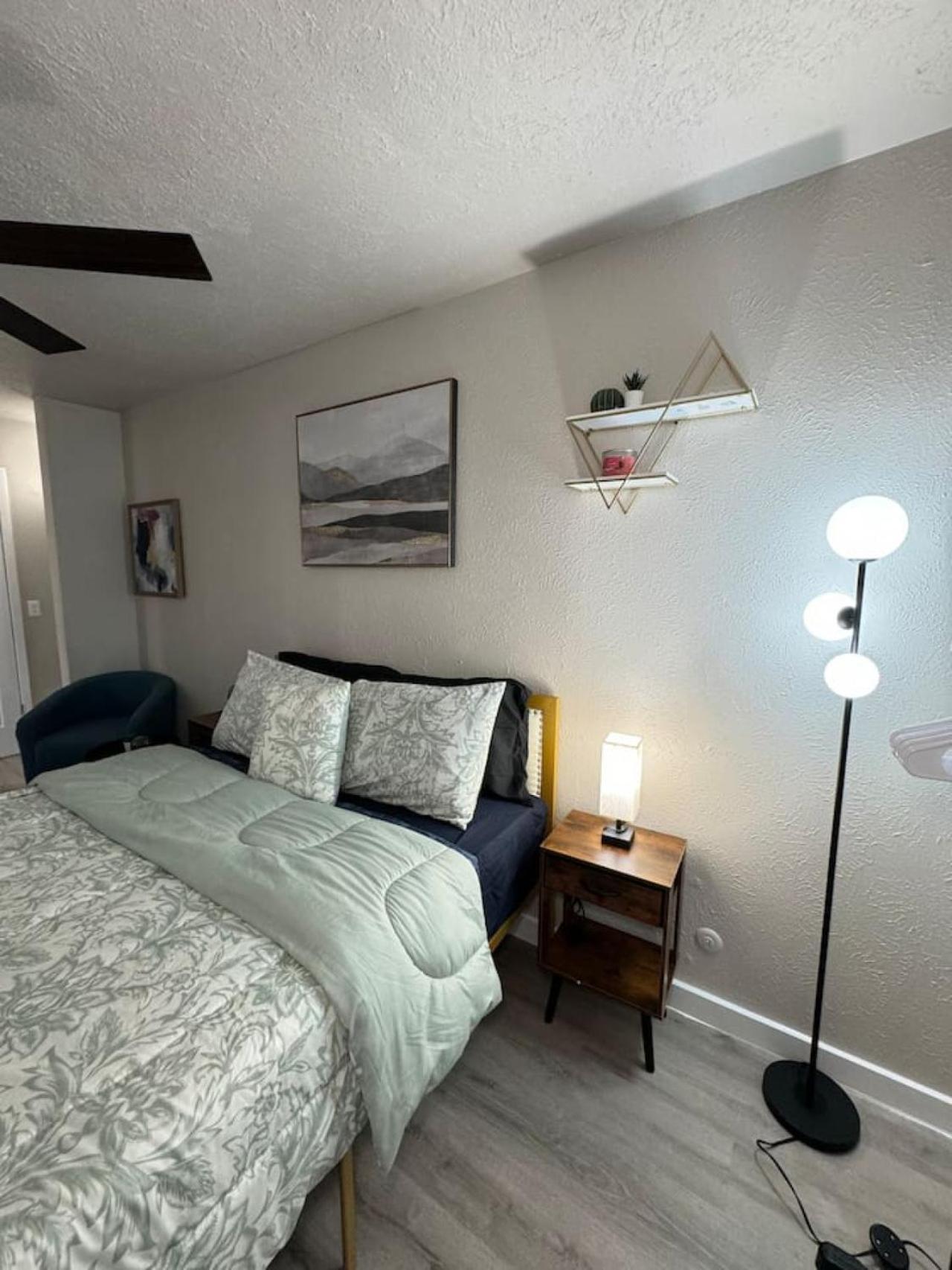 Dt Luxe Staycation 1bd1ba