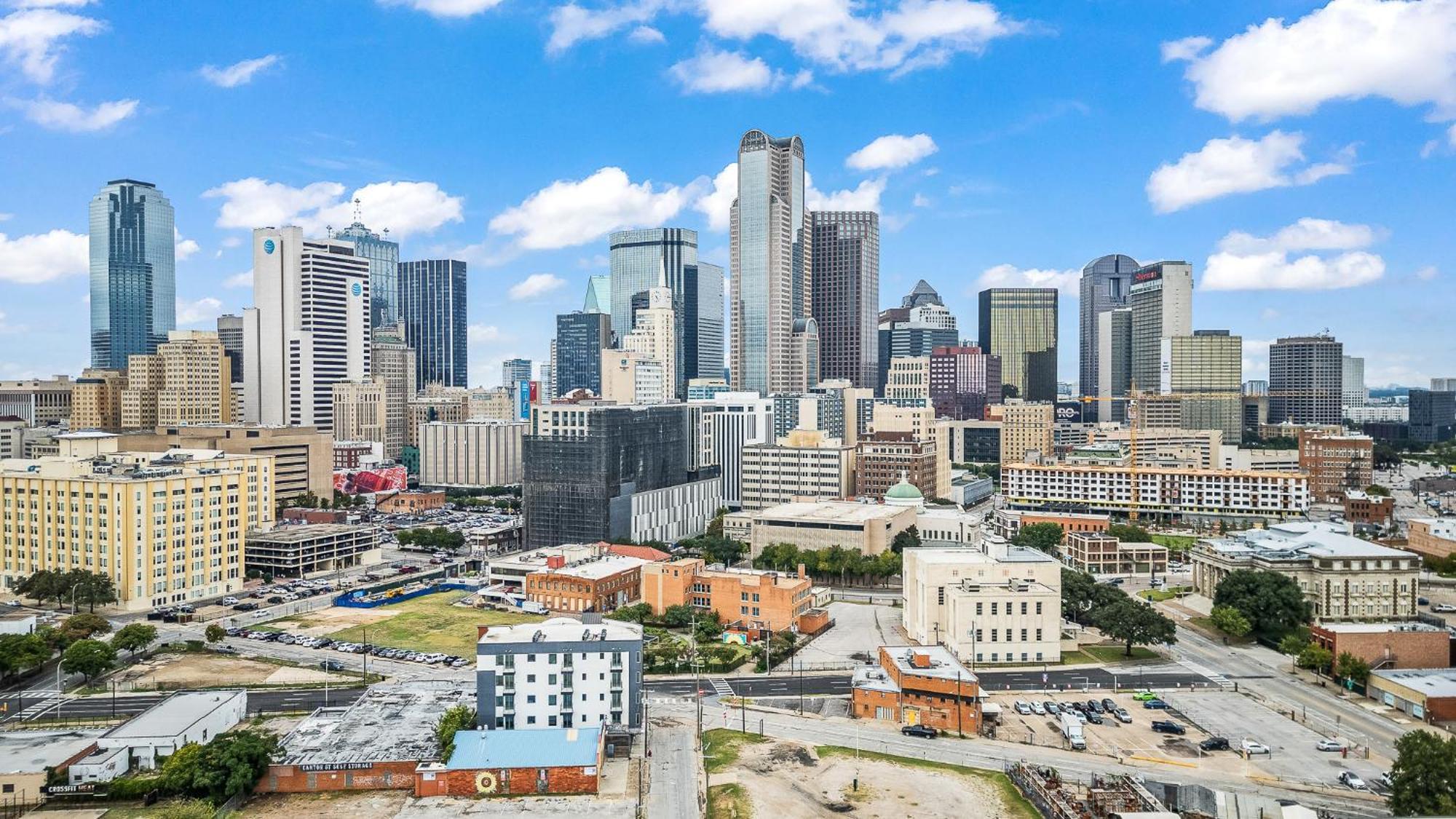 Farmers Market Apartment, Just Right In Downtown Tx Perfect Place Dallas