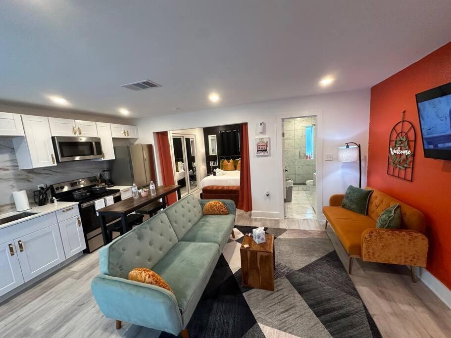 Luxury In Dtw/free Parking *