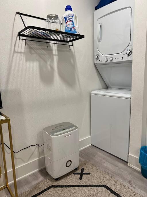 Cozy 5mins From Big Tex Free Parking Apartment Dallas
