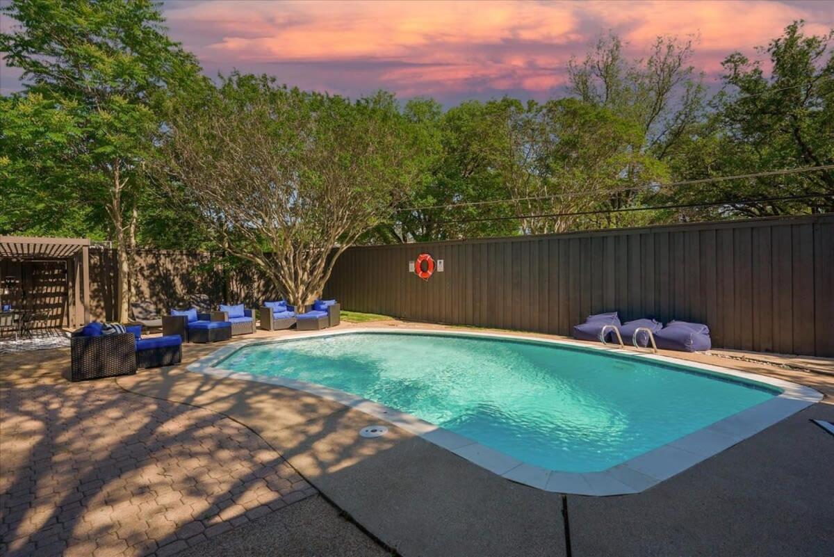 Luxury With 5 Bedrooms And Private Pool Holiday home *