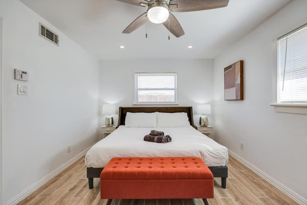 Stunning W Beautiful Yard Big Groups * Dallas