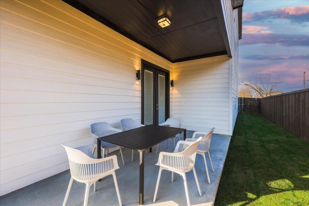 Modern And Spacious High End Near Downtown Holiday home