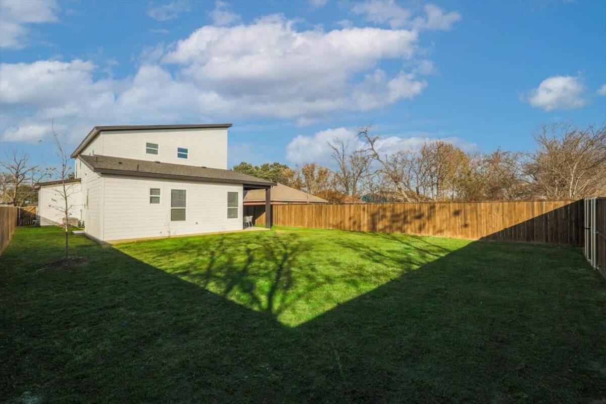 Holiday home Modern And Spacious High End Near Downtown