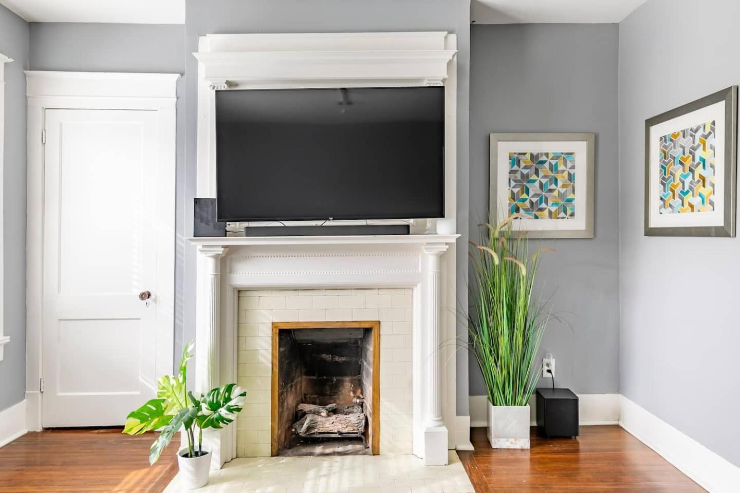 Charming 4br Duplex In Oak Lawn Private Backyard Holiday home