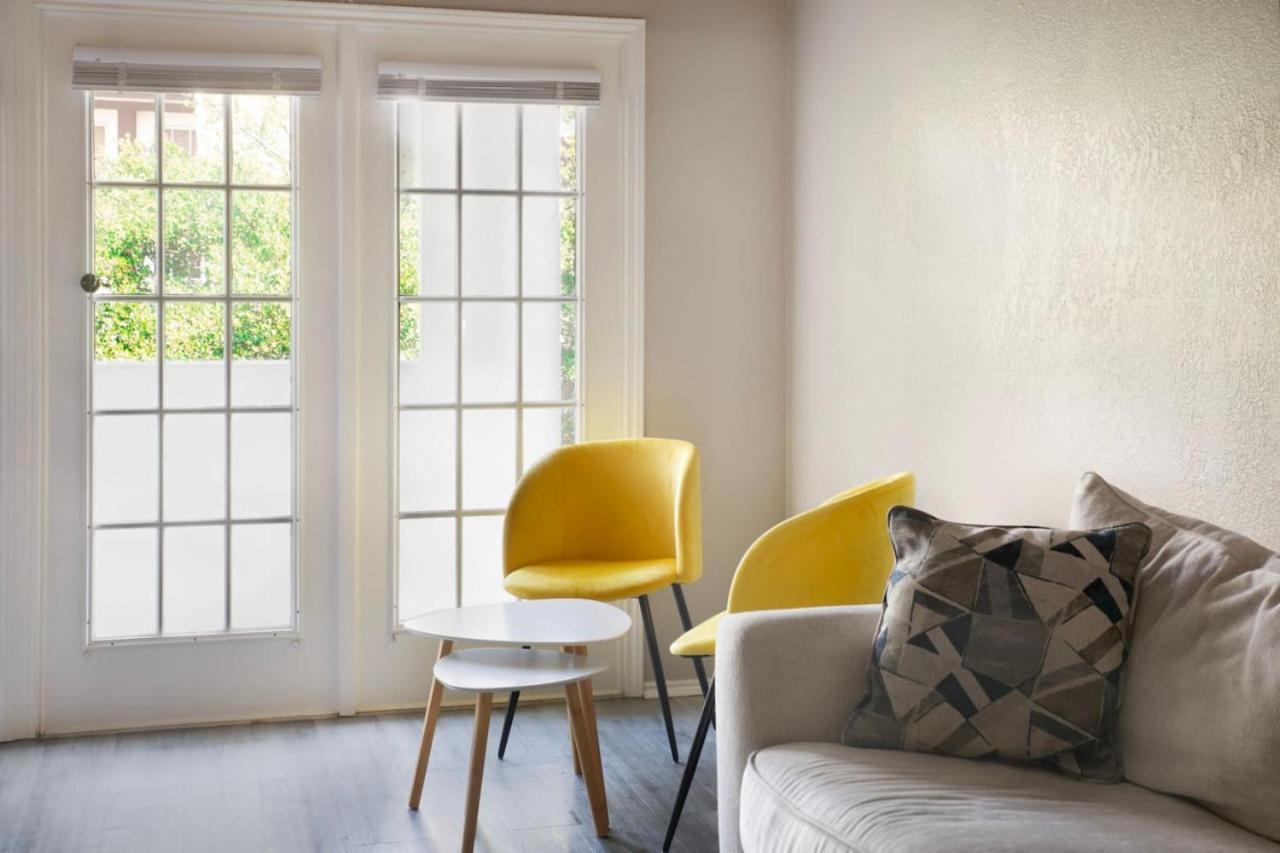 Extended Special Cozy W Private Garage Dallas