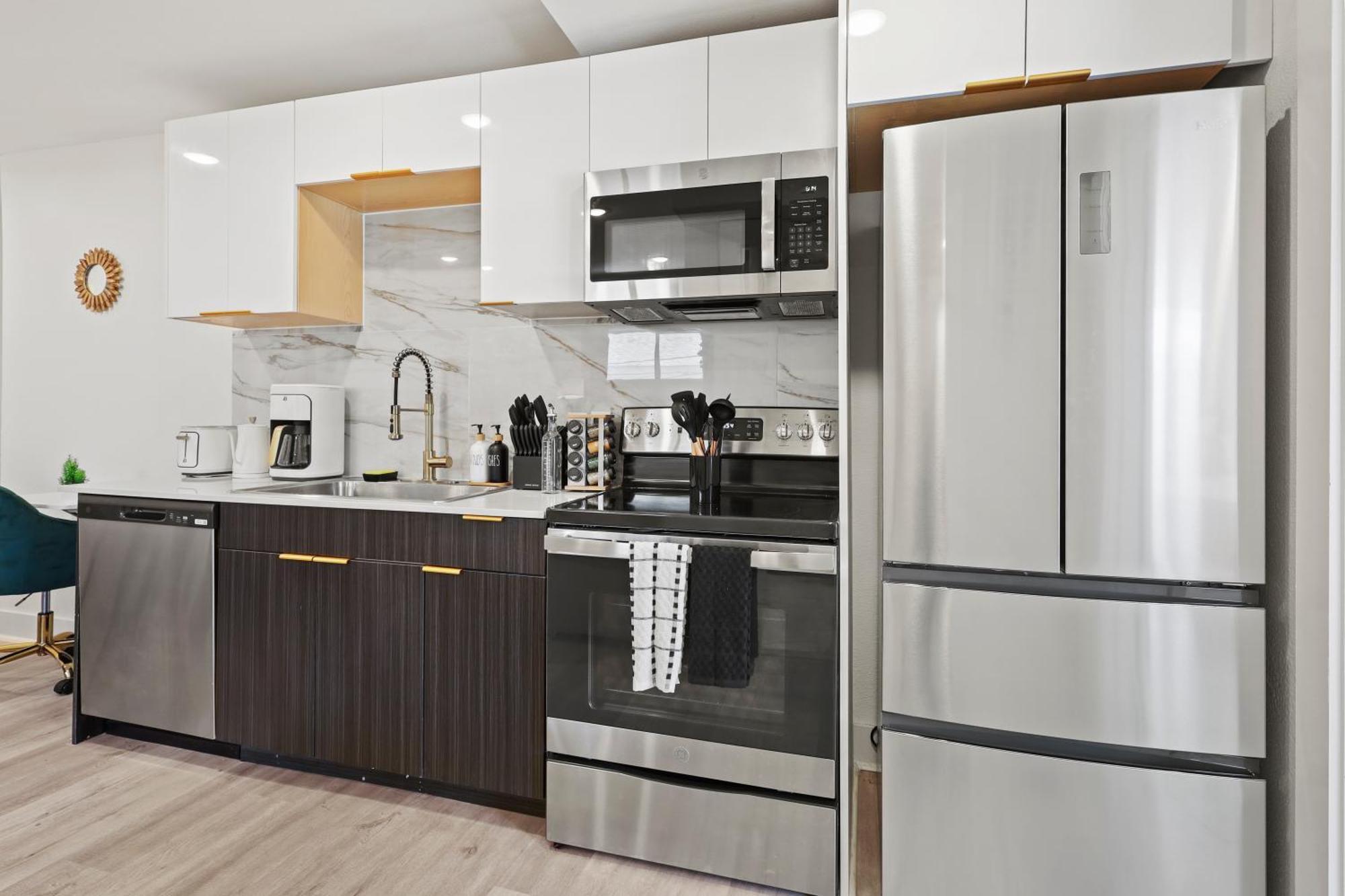 1bed 1 Bath, King Bed, Free Parking, Dt Dallas, Aac, Deep Ellum Dallas
