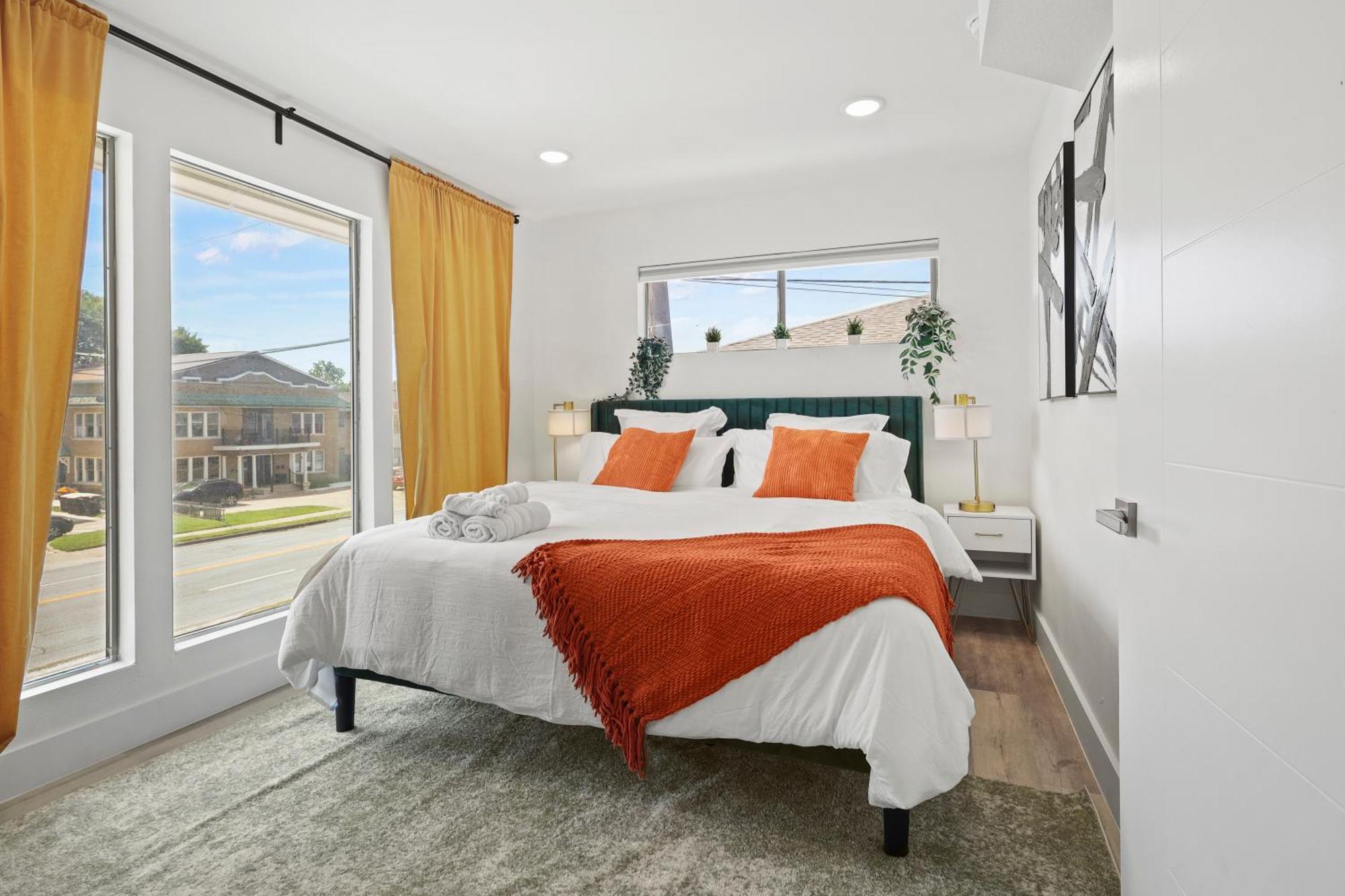 1bed 1 Bath, King Bed, Free Parking, Dt Dallas, Aac, Deep Ellum * Dallas