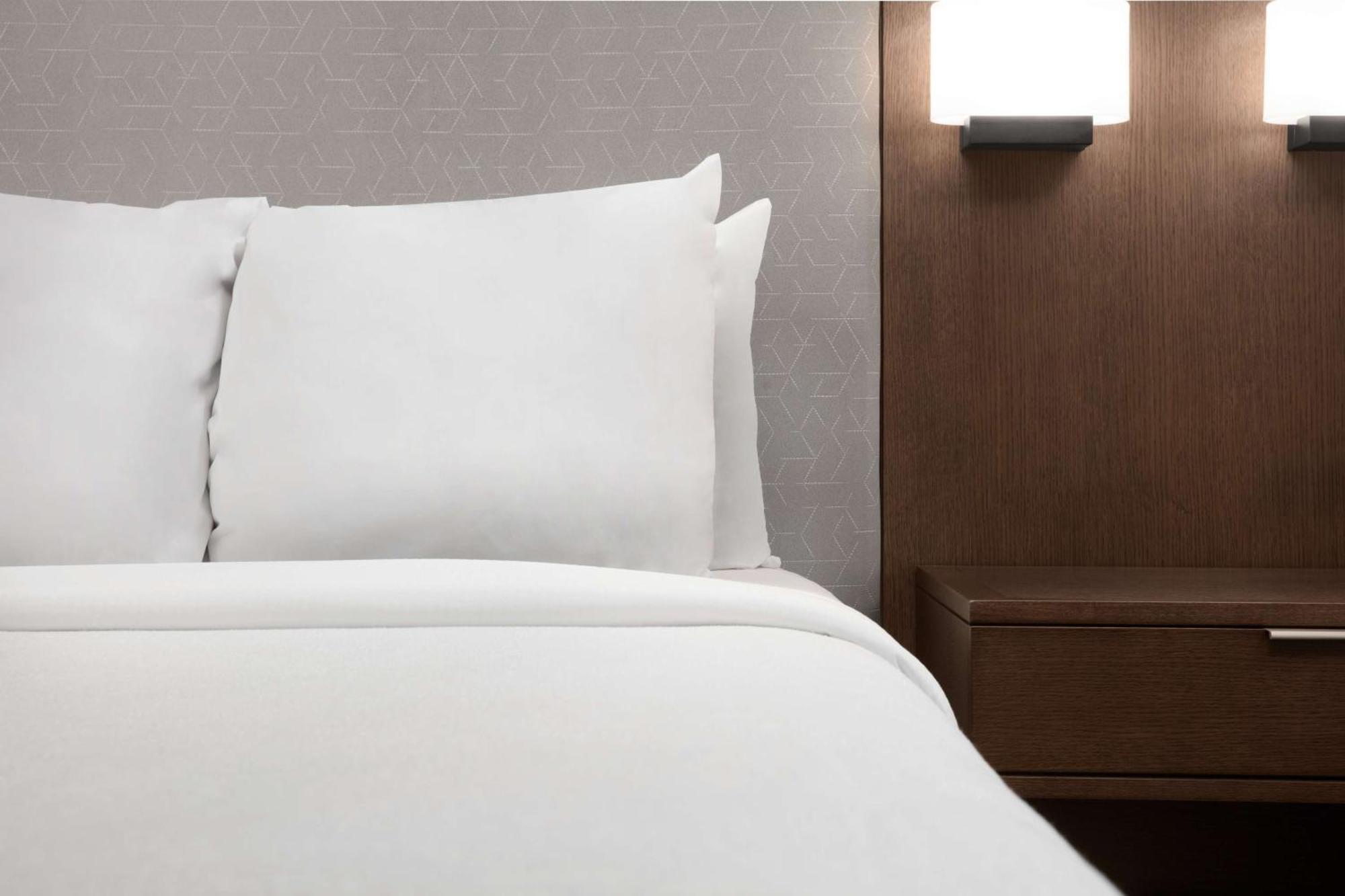 Embassy By Hilton Near The Galleria 4* Dallas
