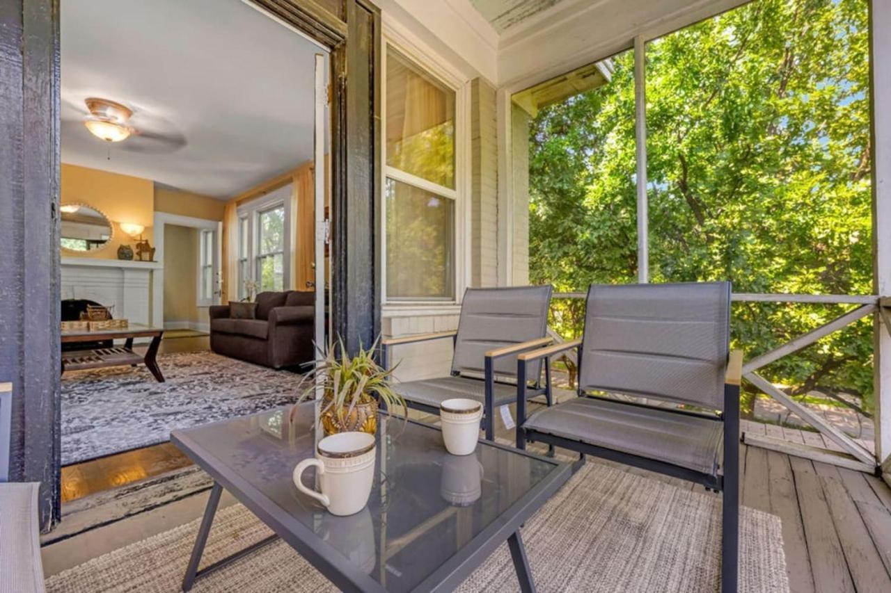 New The Wycliff House. Oak Lawn Walkers Paradise Holiday home *