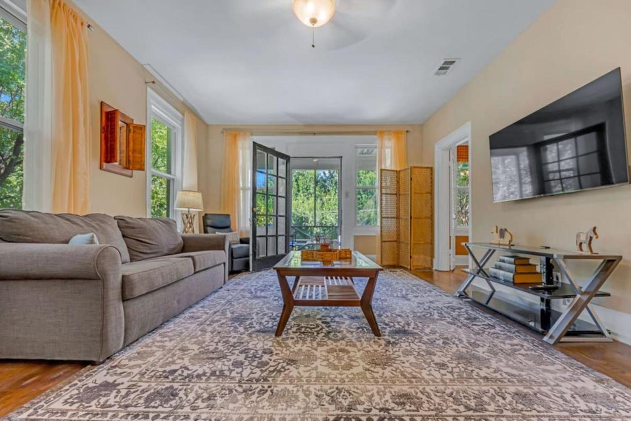 New The Wycliff House. Oak Lawn Walkers Paradise Dallas