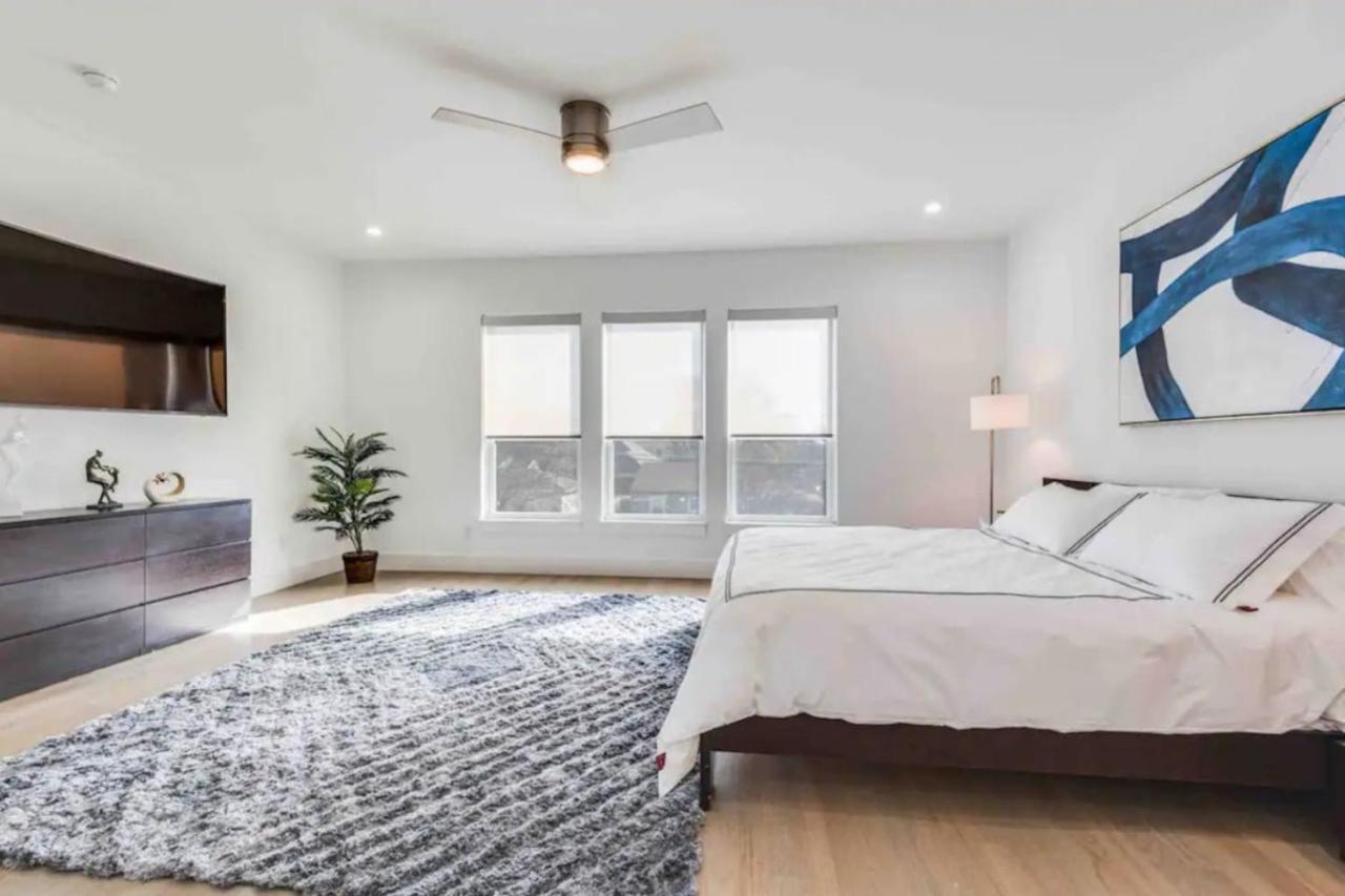 New. The Sunset Villa. Centrally Located. Pool. Game Room. Dallas