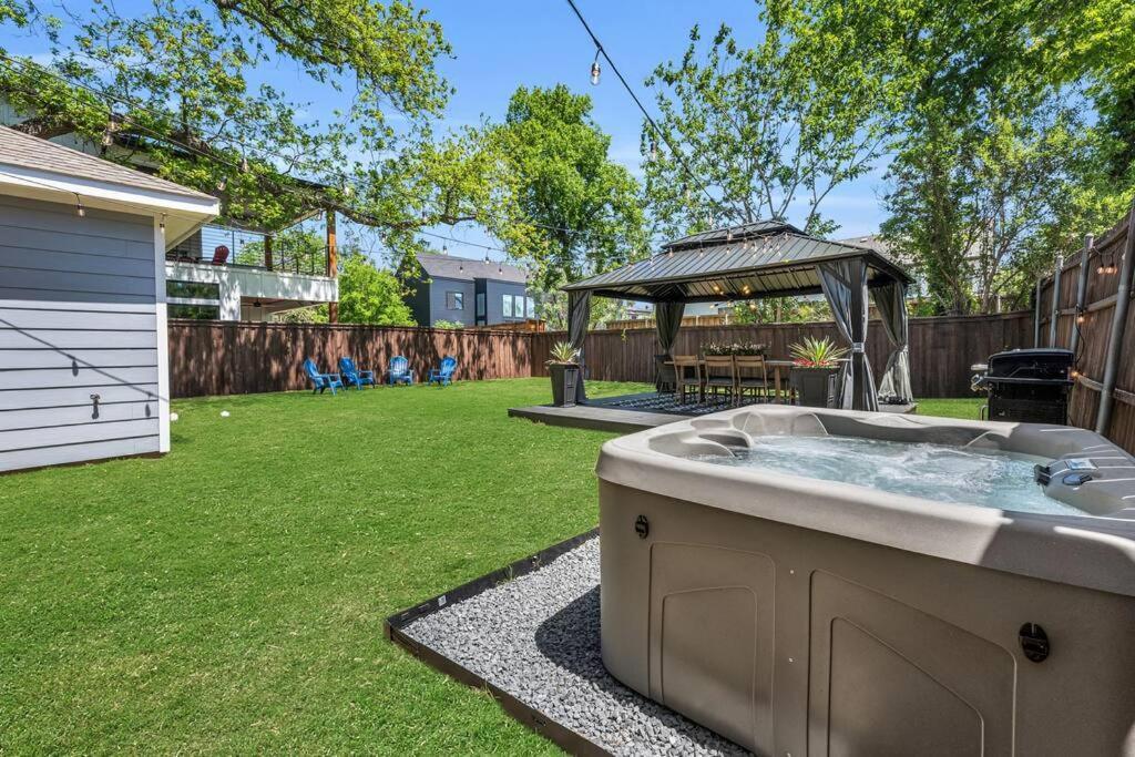 Highland Huge Yard Hot Tub Villa