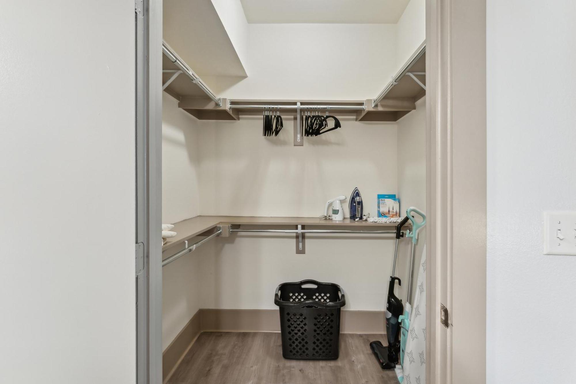 Spacious Uptown Gem Free Parking Pet Friendly Dallas