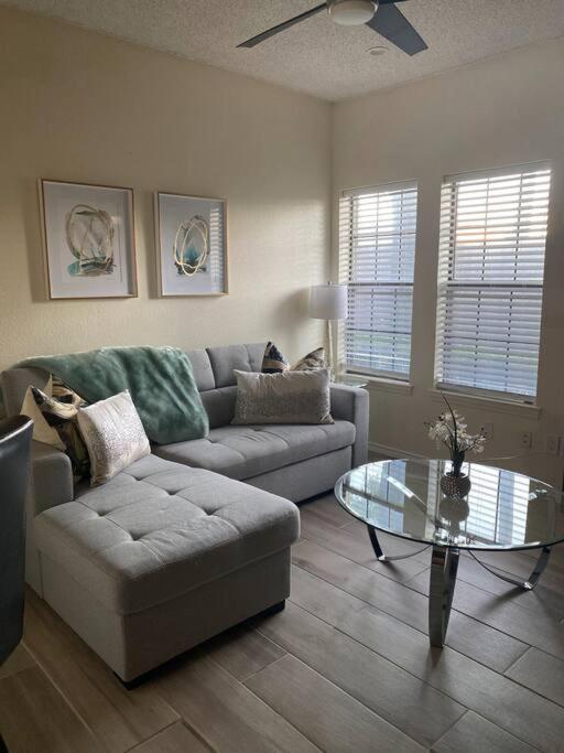 Stylish Lower Greenville Apartment Dallas