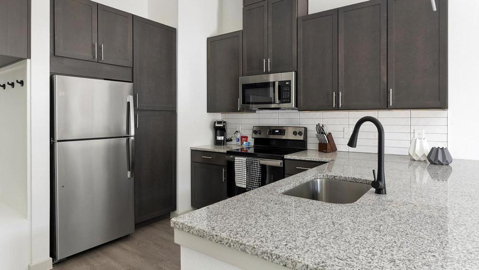 Apartment Landing At Cedar Lakes - 1 Bedroom In