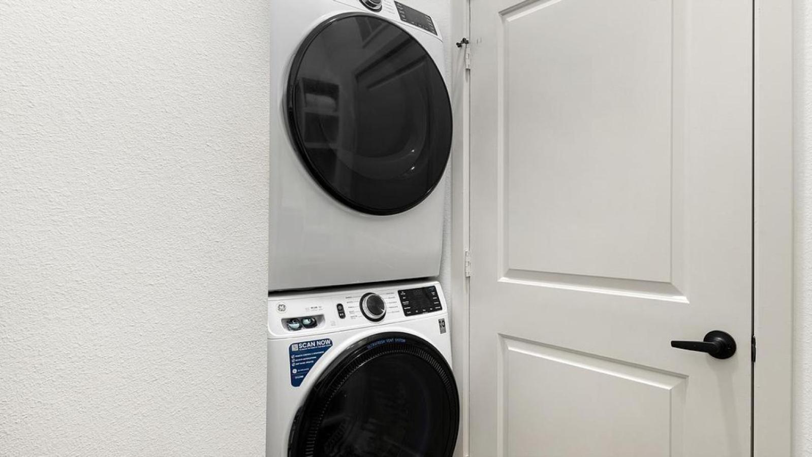 Landing At Cedar Lakes - 1 Bedroom In * Dallas
