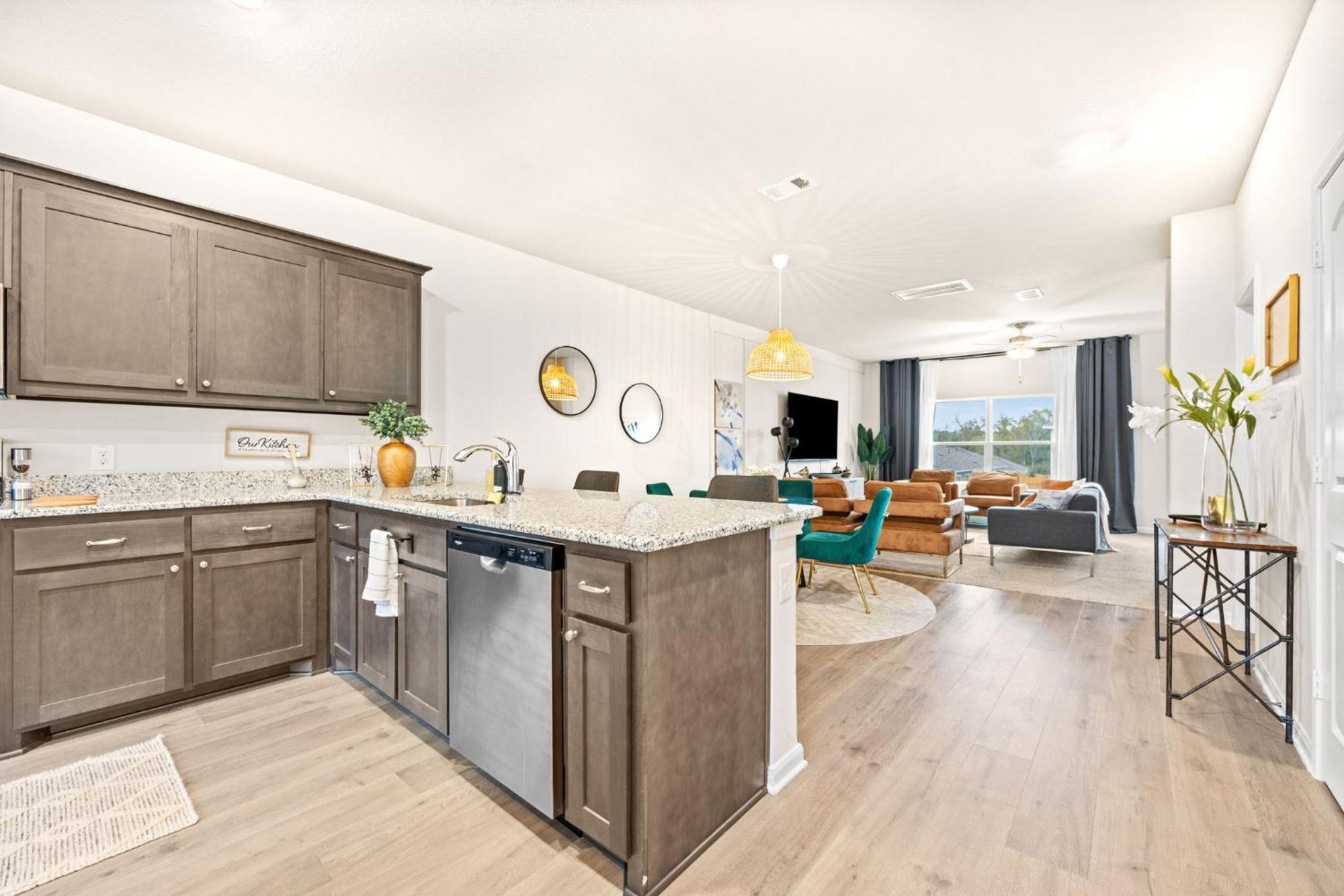 Villa, Newly Built 5br, Sleeps 13, Close To Apartment Dallas