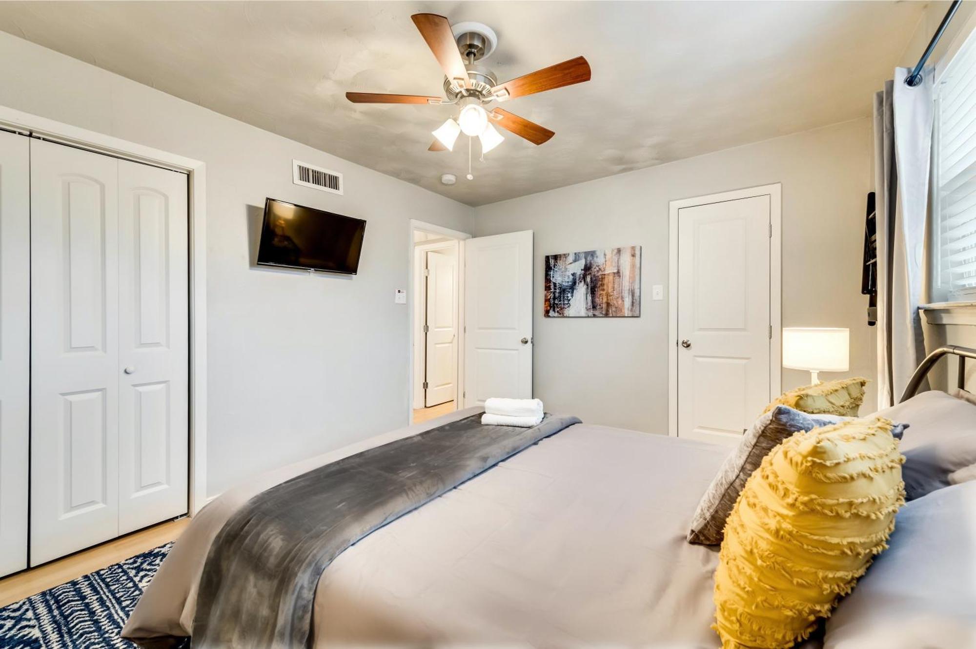 Insta-worthy Flat And Arboretum Tickets Included Apartment *