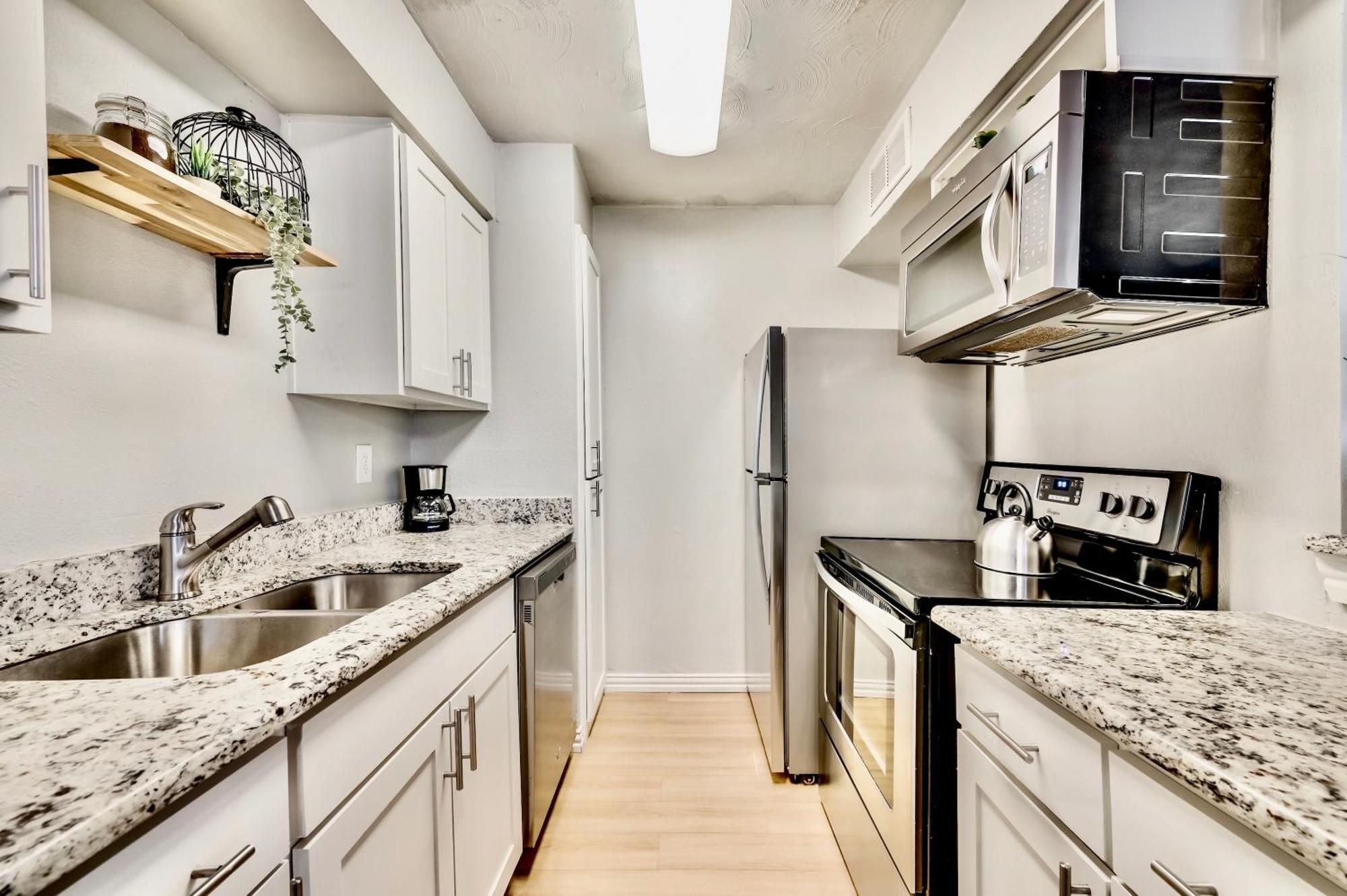 Insta-worthy Flat And Arboretum Tickets Included Apartment
