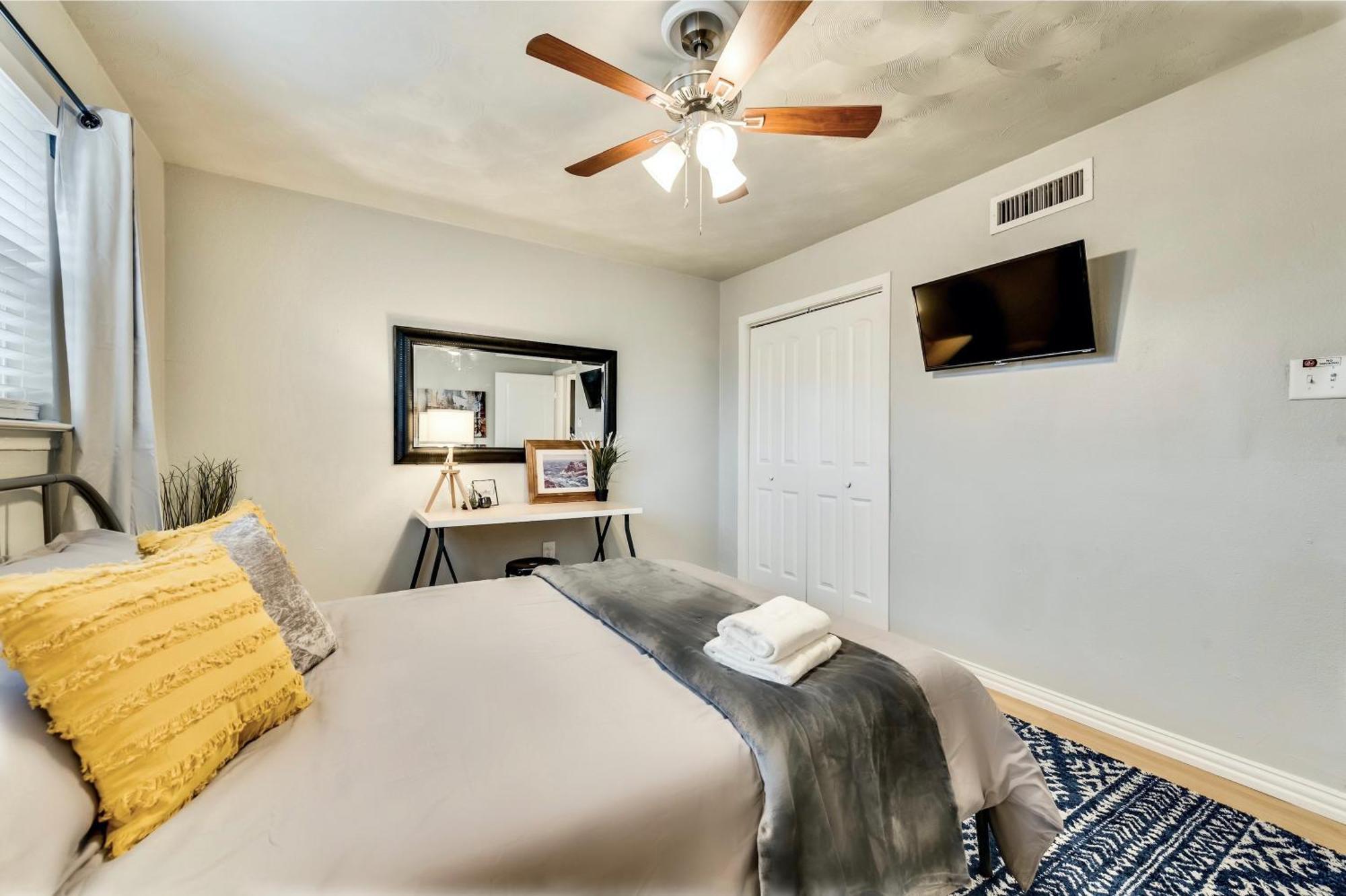 Insta-worthy Flat And Arboretum Tickets Included Apartment