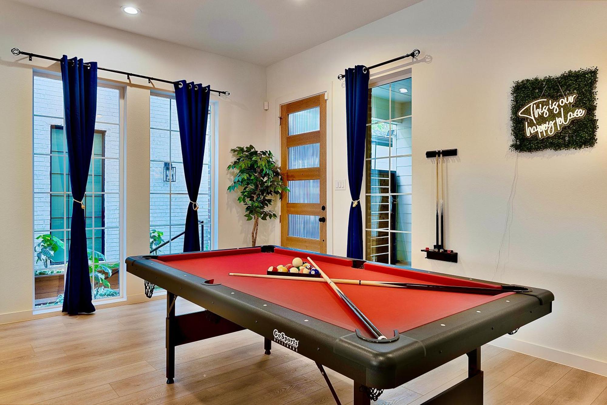 Modern Family Gem Pool Table, Arcade And Villa