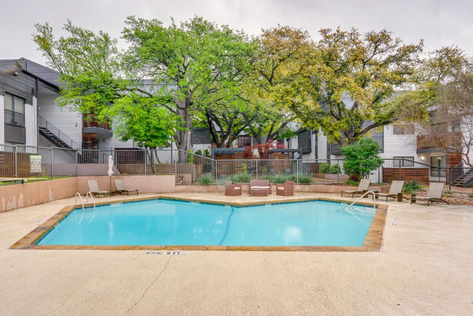 With Pool Access, 10 Mi To Downtown *