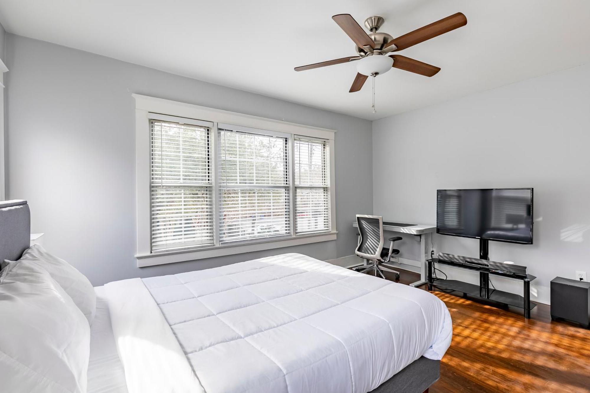 Charming 4br Duplex In Oak Lawn Private Backyard Holiday home Dallas