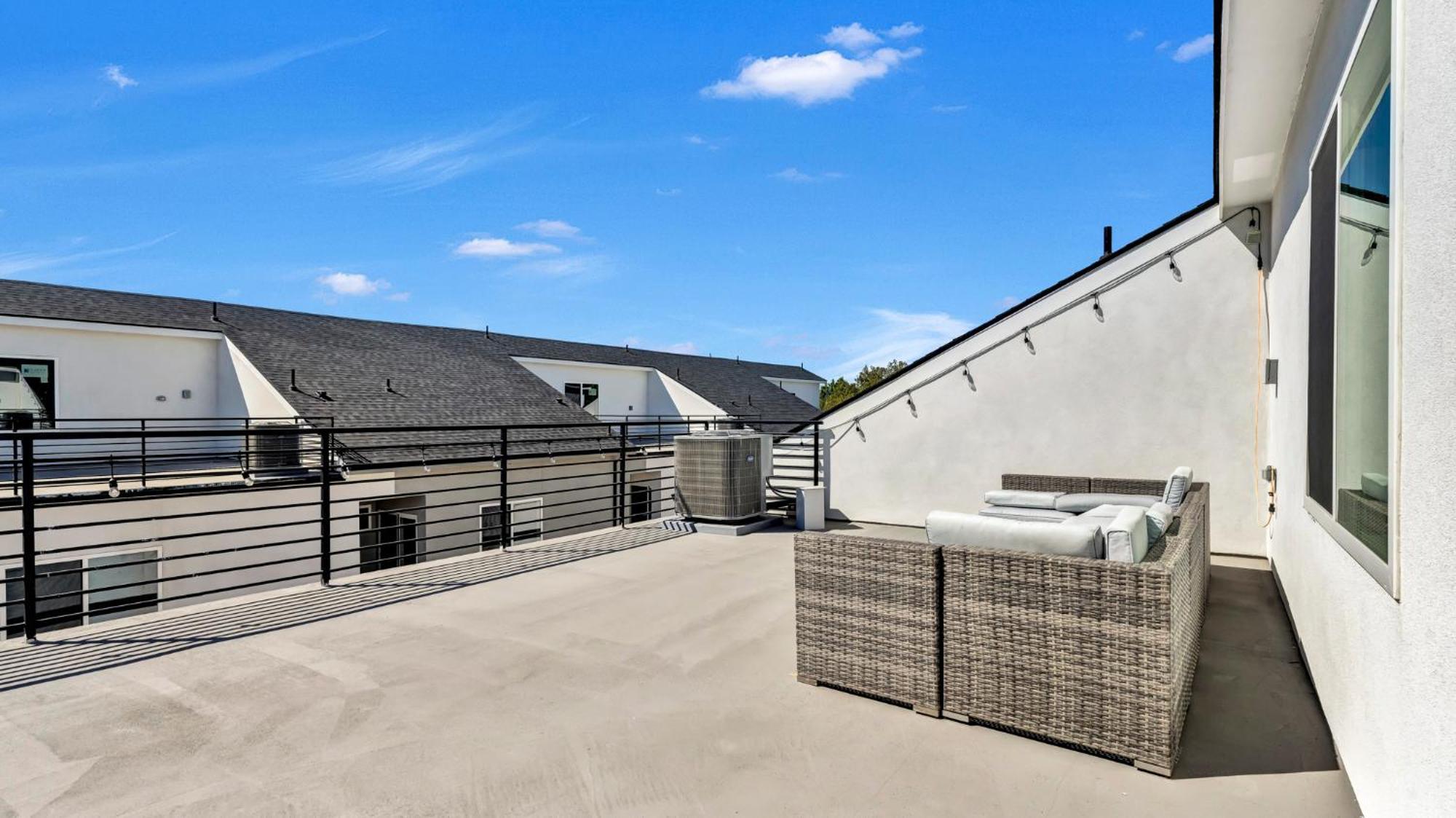 Urban Haven In The Heart Of L Pet Friendly Holiday home *