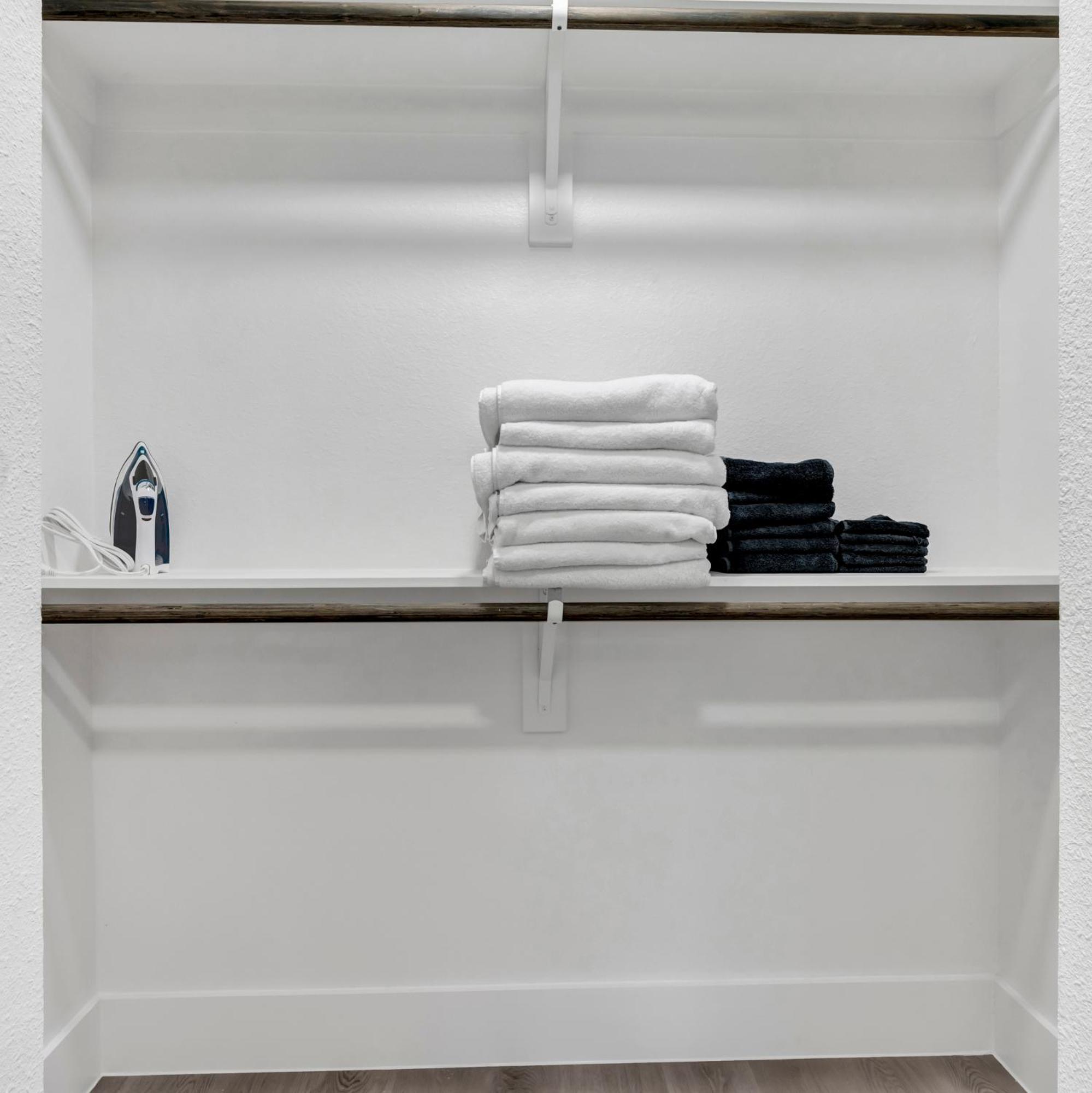 Urban Haven In The Heart Of L Pet Friendly Dallas