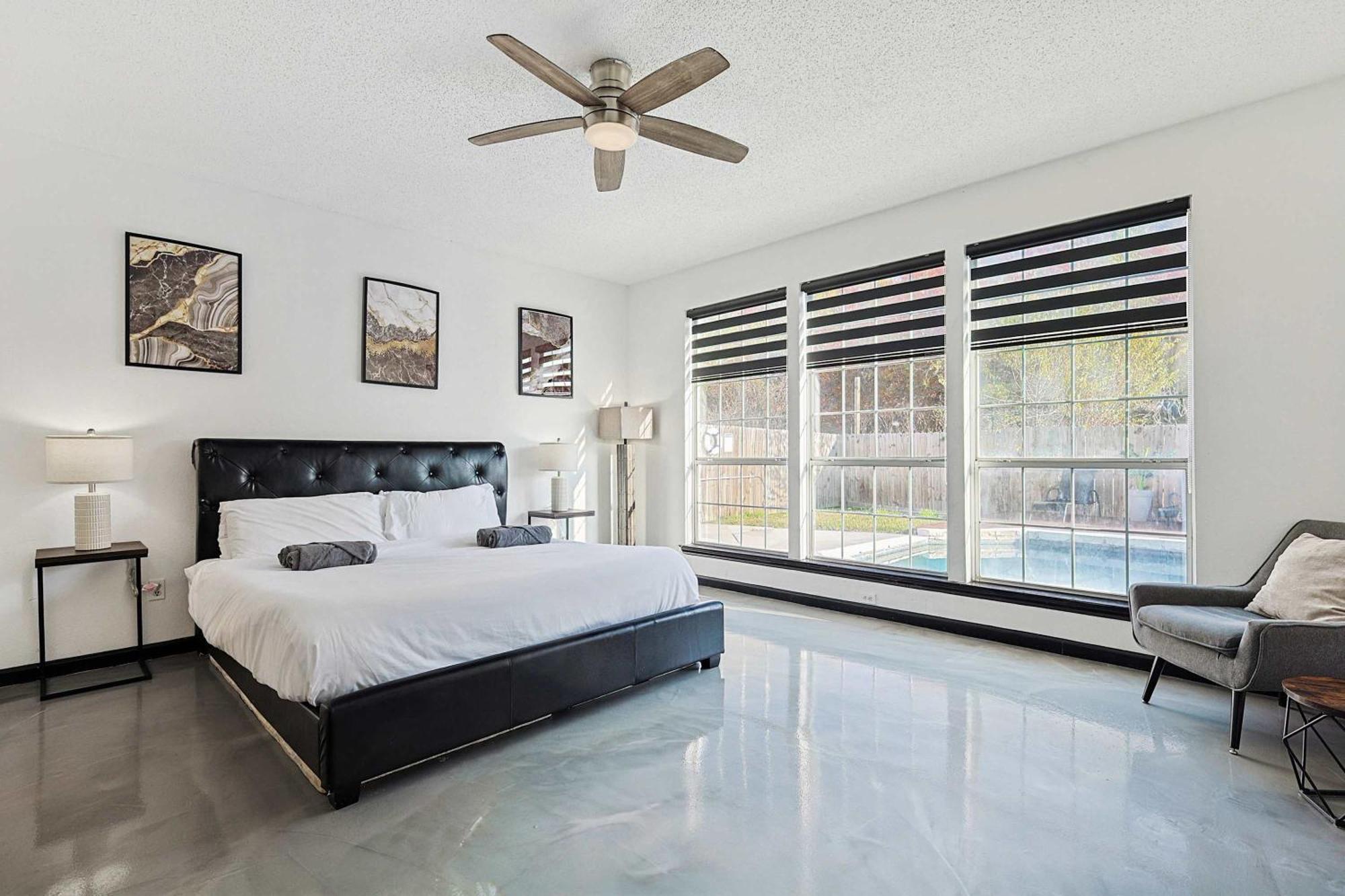 Holiday home Luxury With Pool Dallas