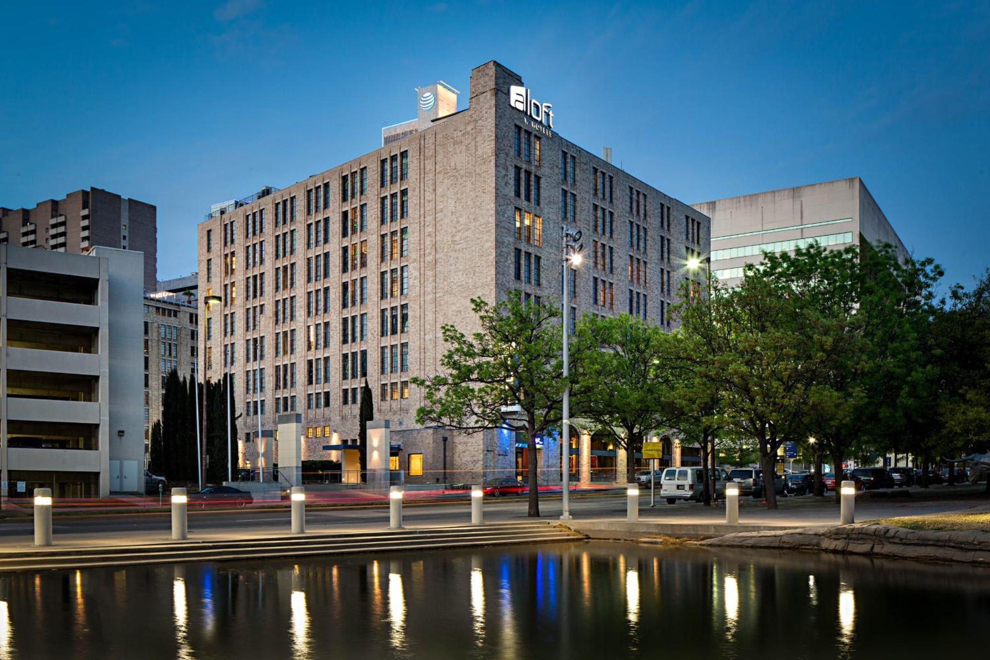 Aloft Downtown 3* Dallas