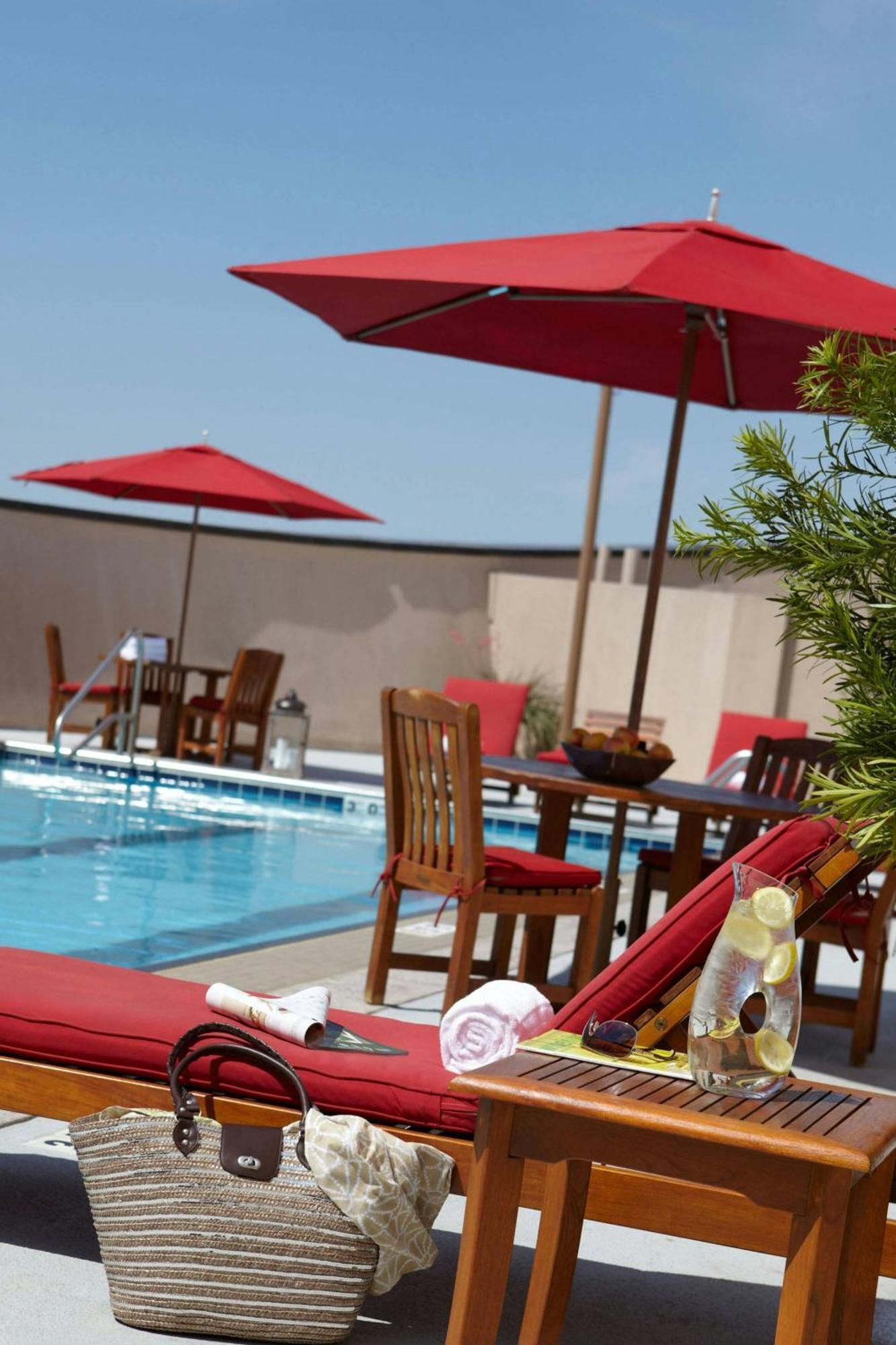 Renaissance 4* Dallas
