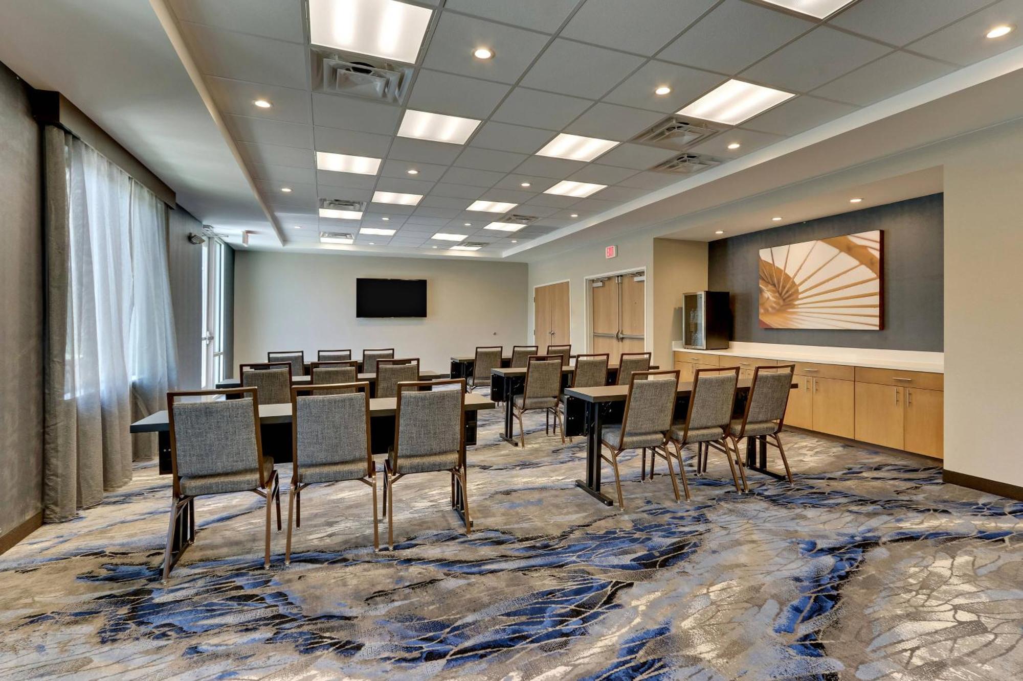 Fairfield & By Marriott Field 3* Dallas