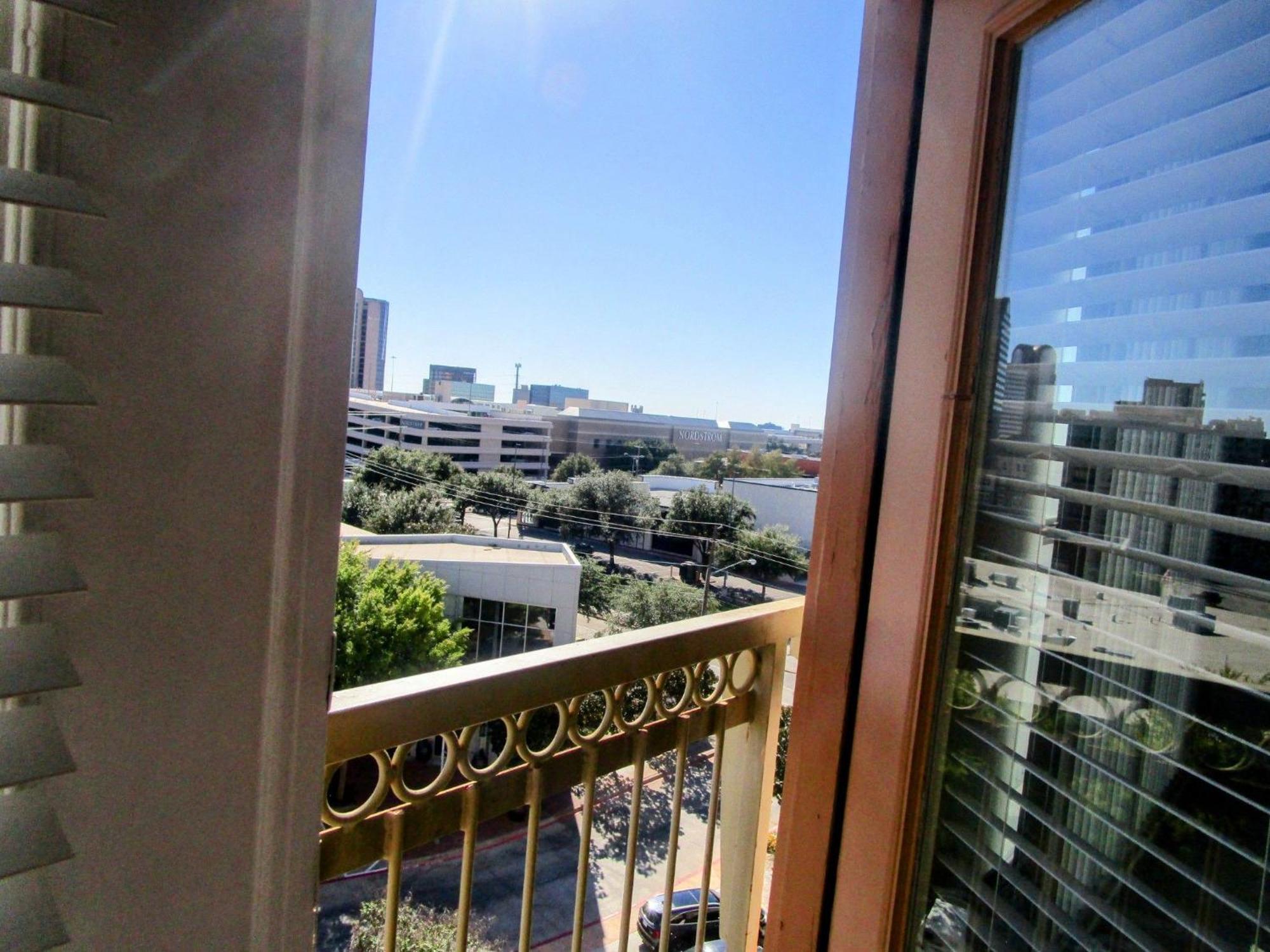 Relaxstay - Private Spacious 1br Near Galleria Apartment *