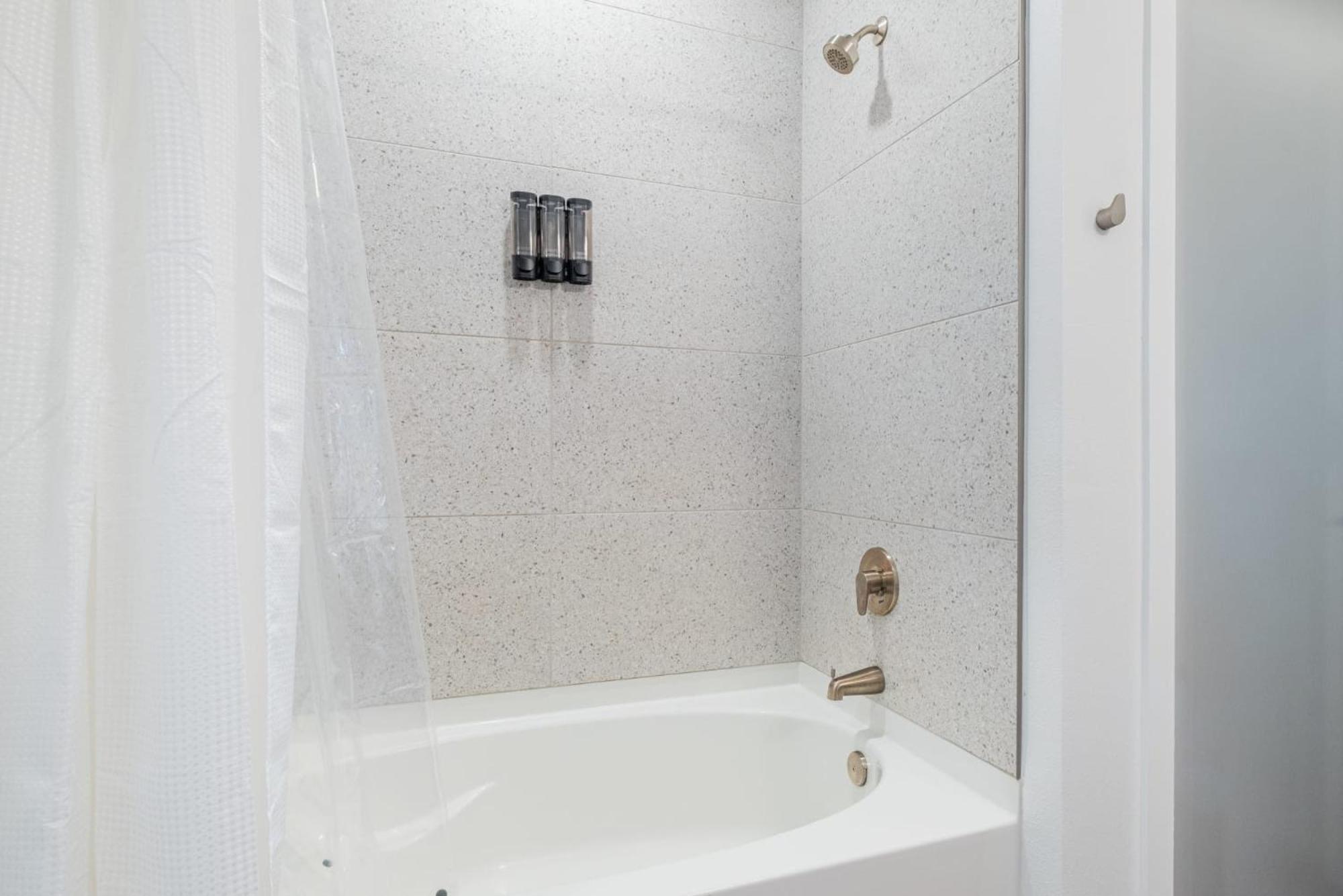 Experience Elevated Living At The Stylish Westerly In Apartamento Dallas