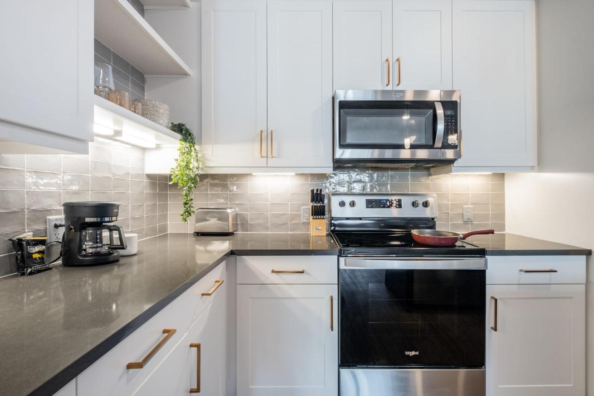 Apartment Experience Elevated Living At The Stylish Westerly In *