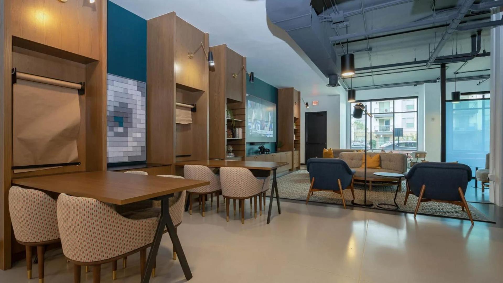 Apartamento Experience Elevated Living At The Stylish Westerly In