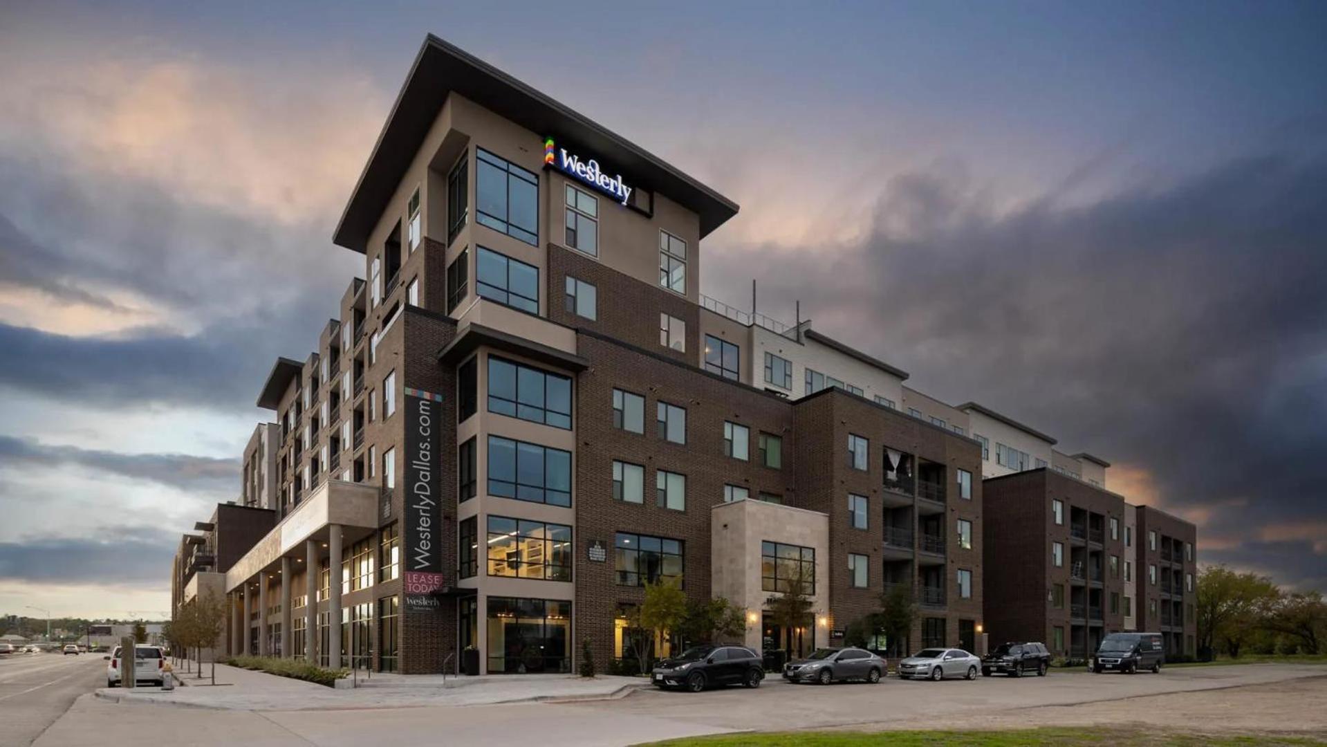 Experience Elevated Living At The Stylish Westerly In Apartment *