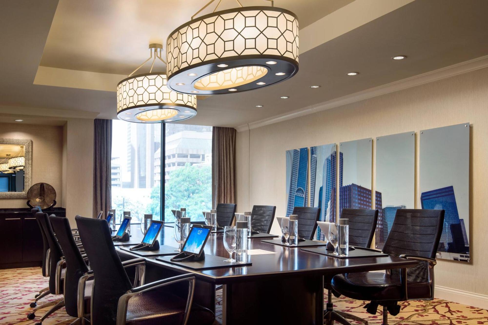 Marriott Downtown 4*