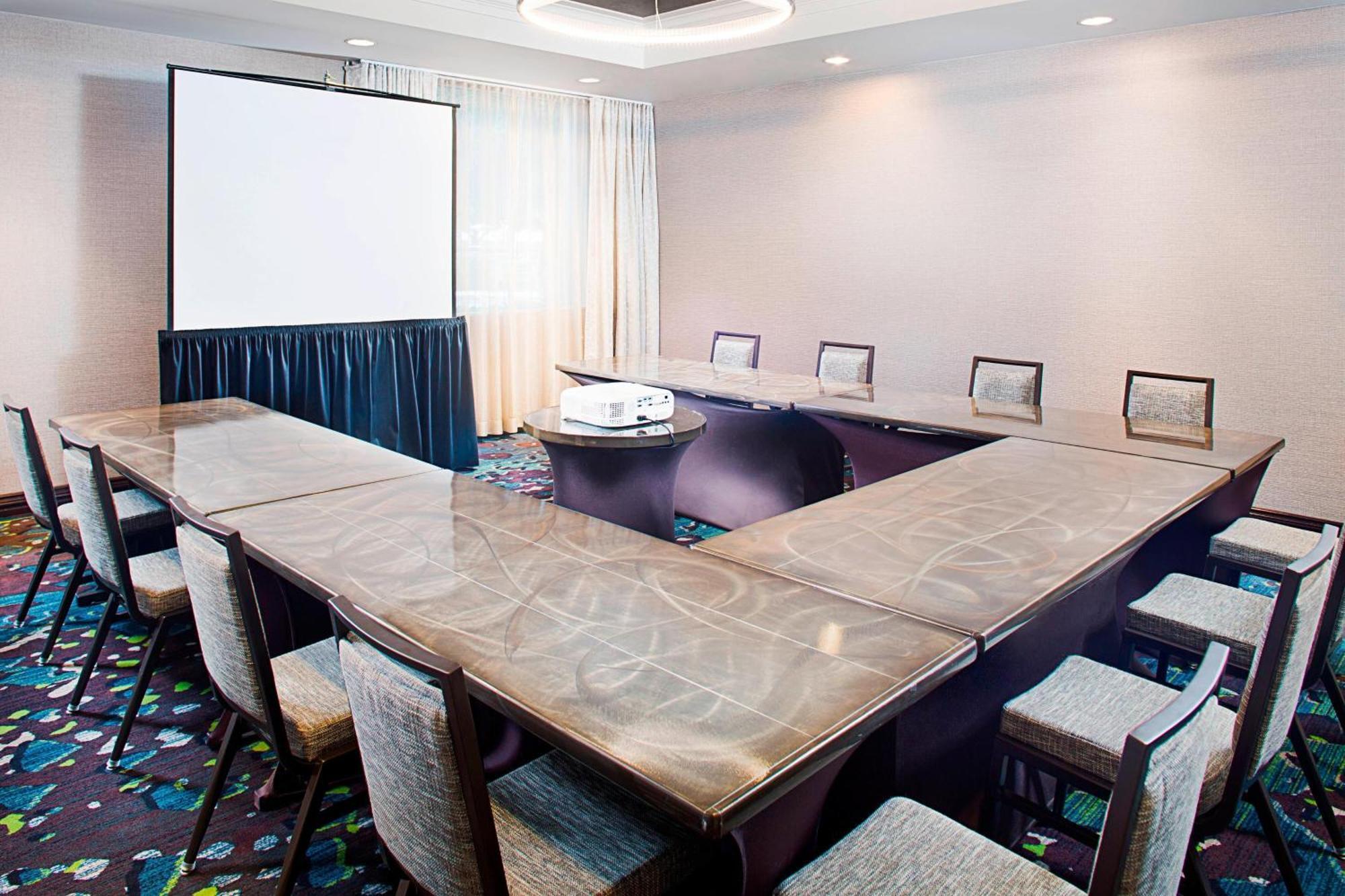Marriott Medical/market Center 4*