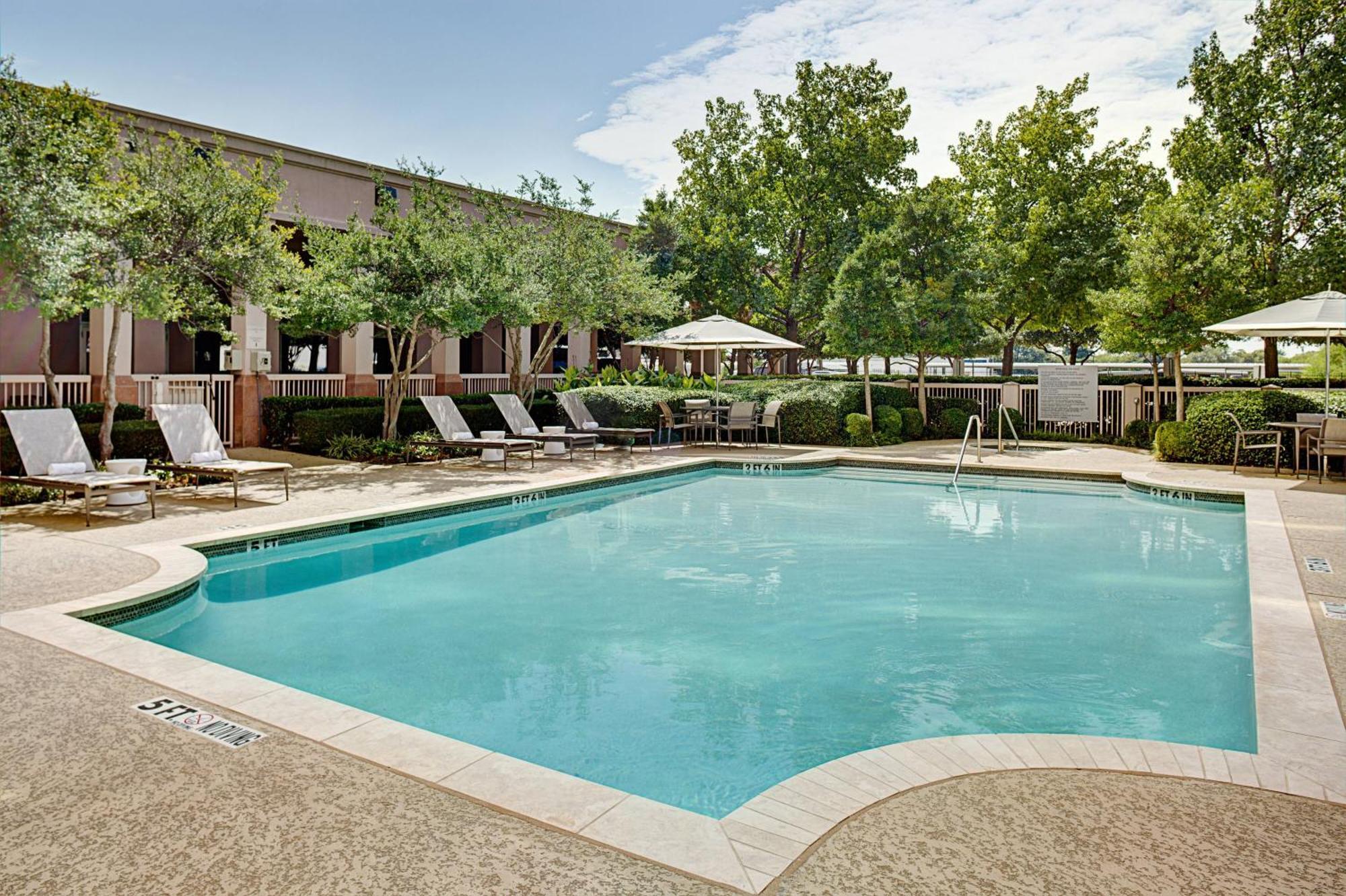 Hotel Marriott Medical/market Center 4*