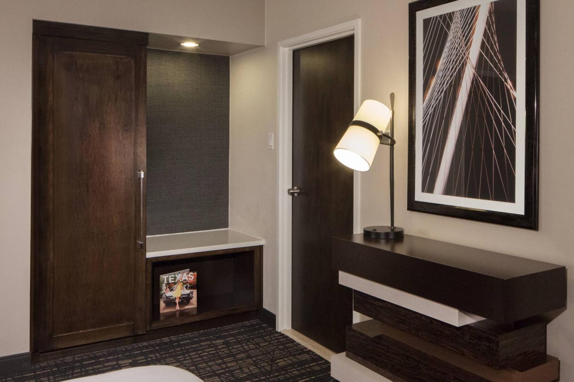 Marriott Medical/market Center Hotel Dallas