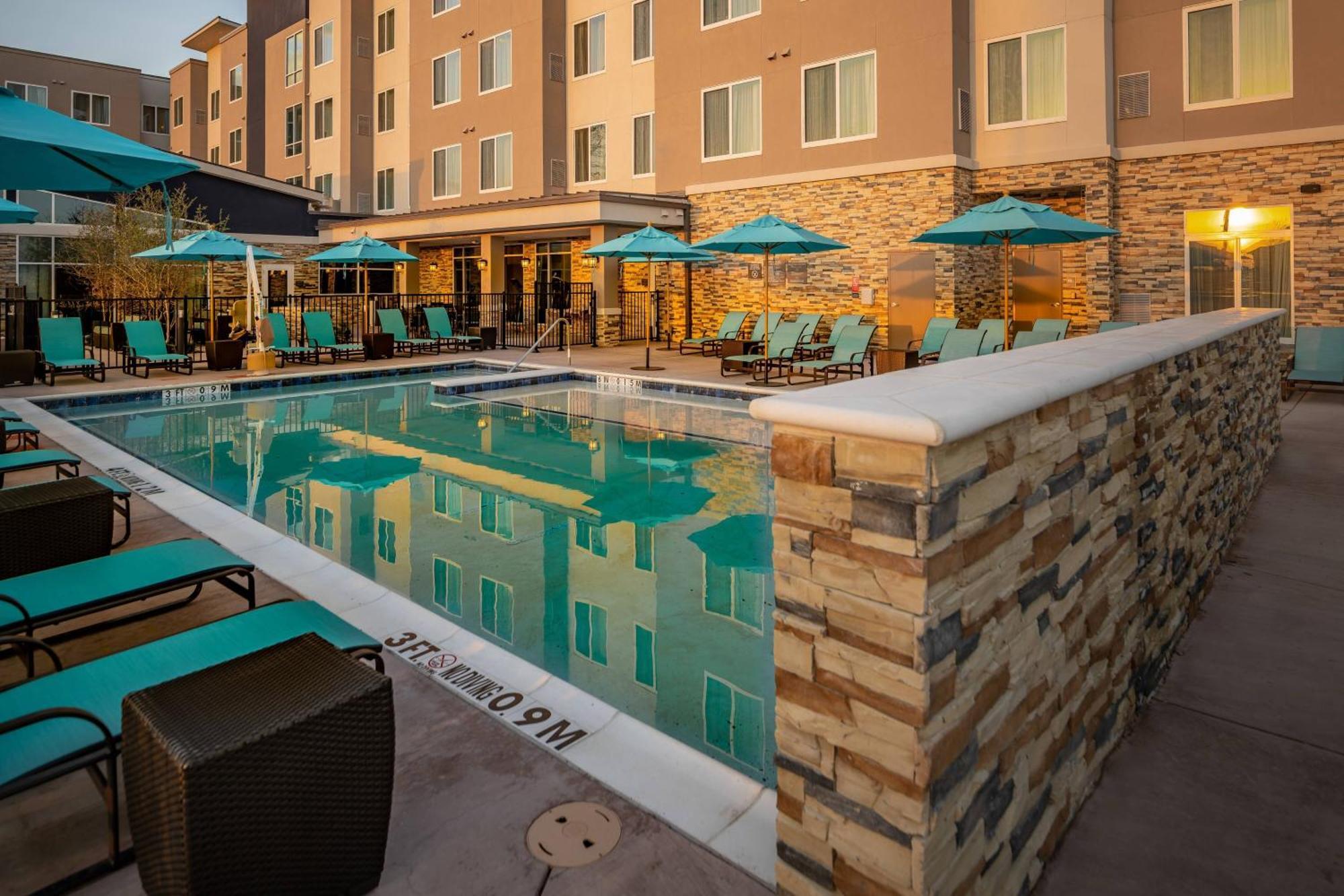 By Marriott At The Canyon
