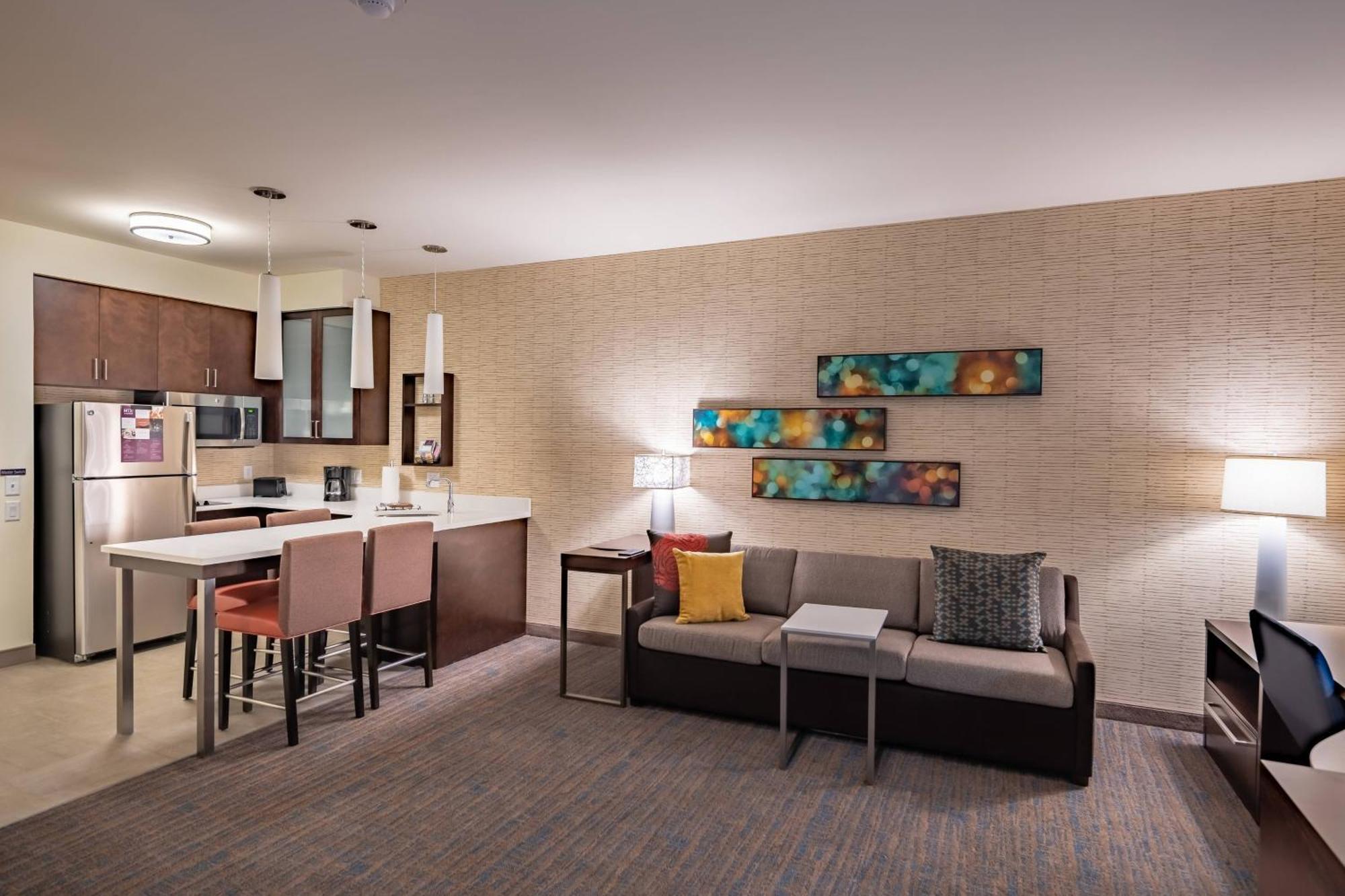 By Marriott At The Canyon Hotel