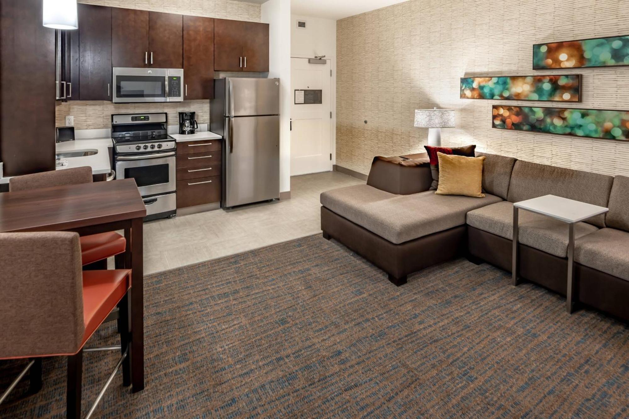 By Marriott At The Canyon 3*