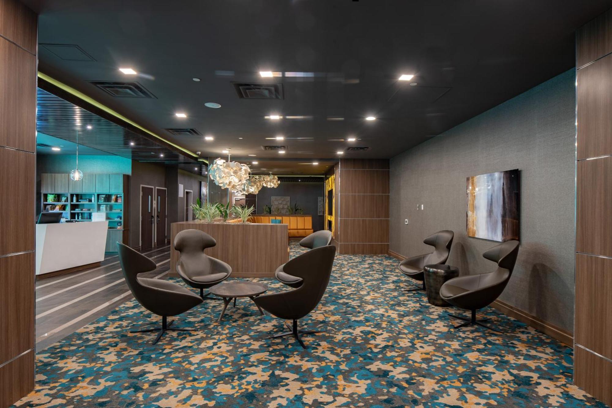 Hotel Element Downtown East 3*