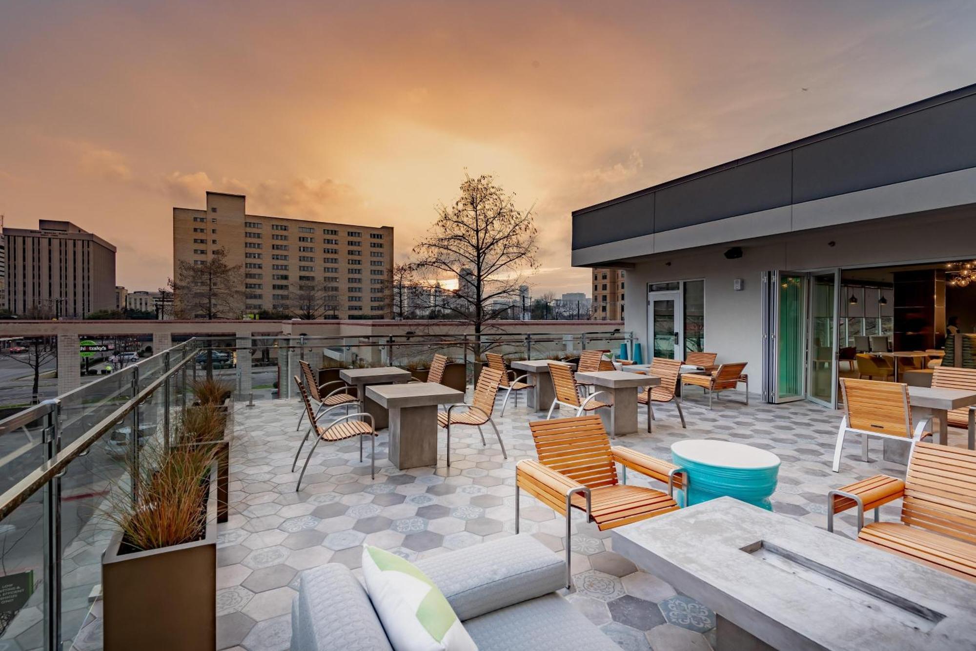 Element Downtown East Hotel